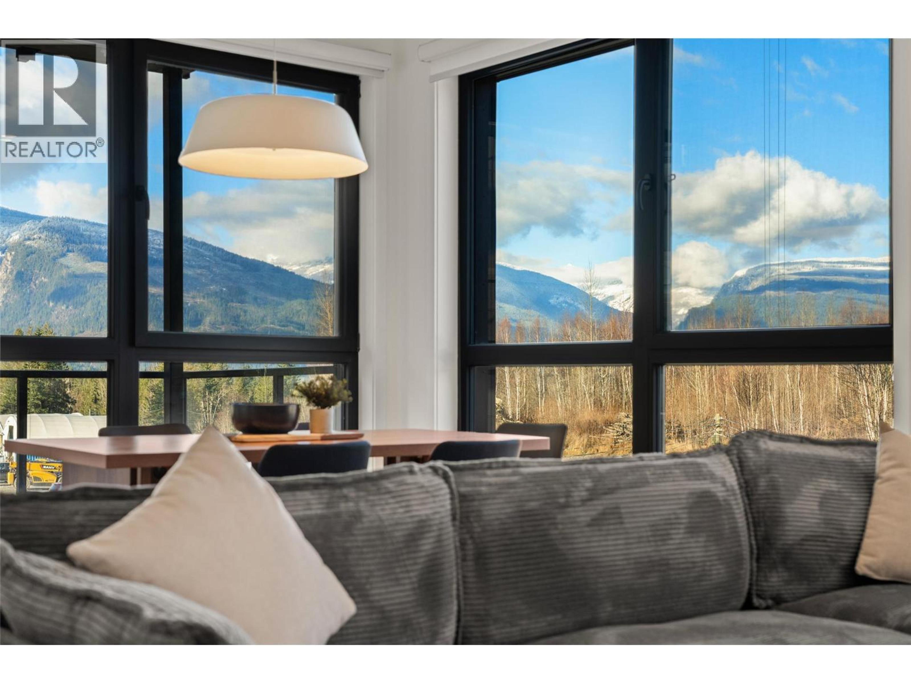 #1301 1702 COURSIER AVENUE - 5