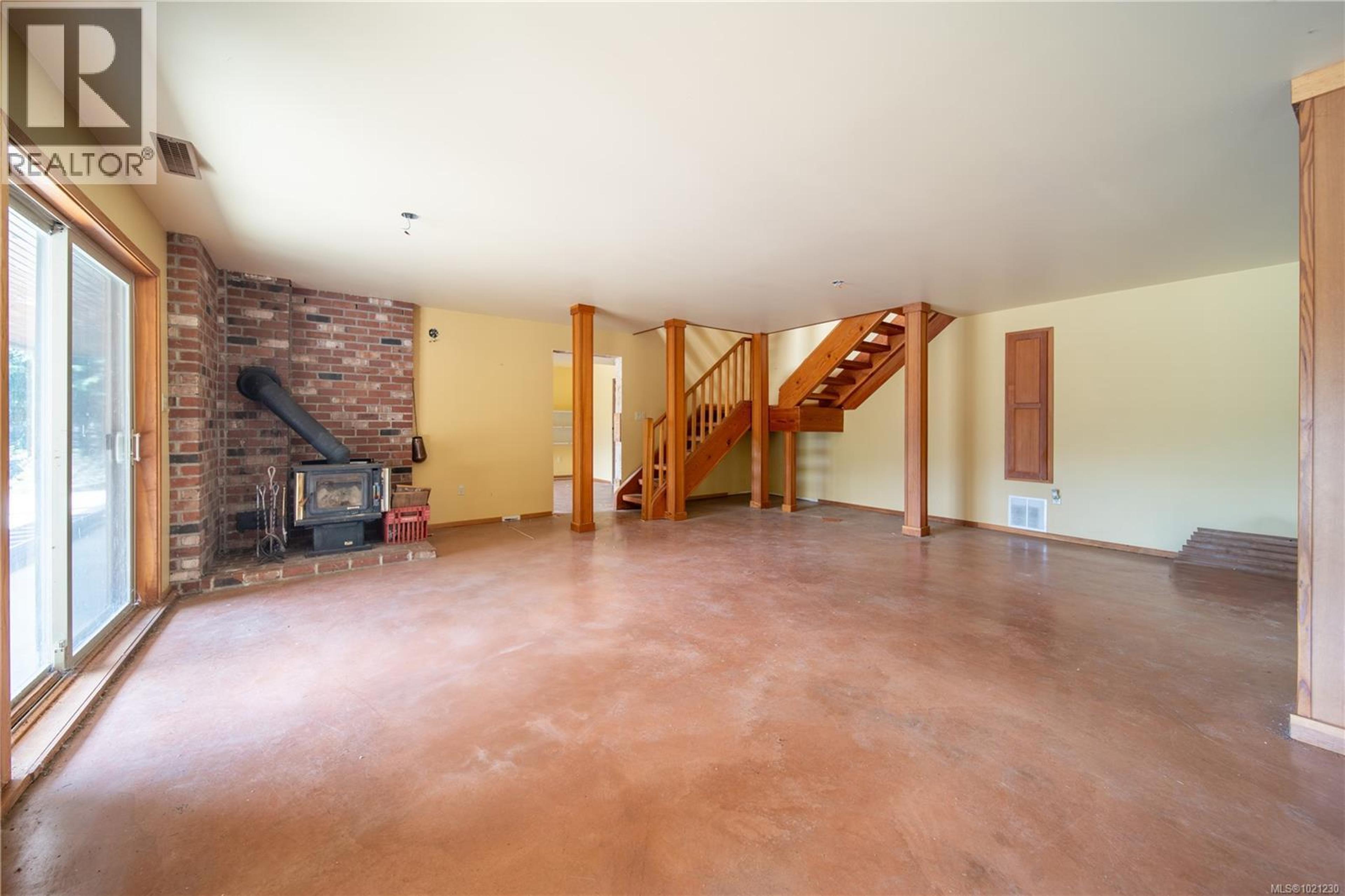 9878 SWORDFERN WAY - 30