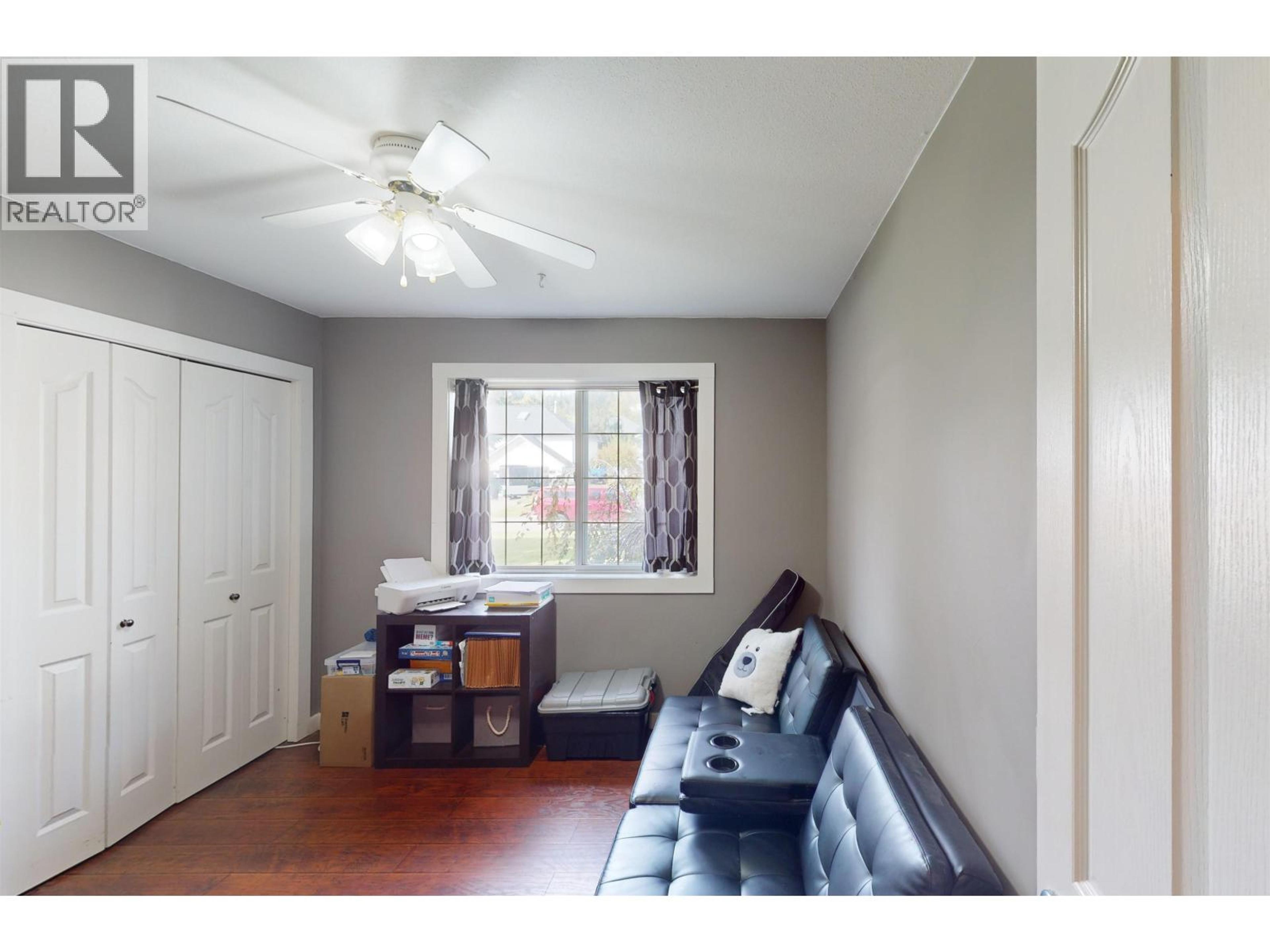 510 DIXON STREET - 11