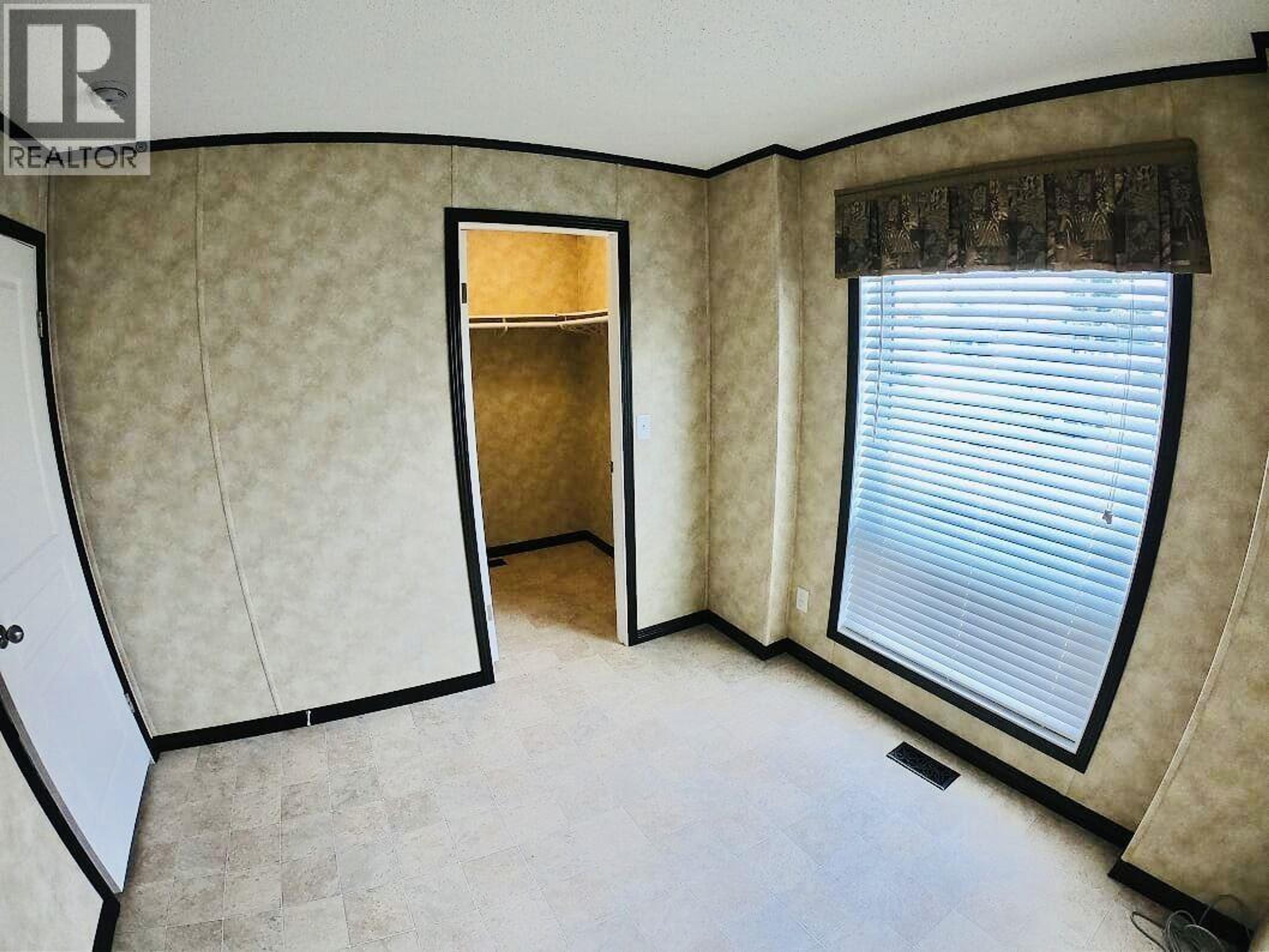 #85 9207 82 STREET - 16