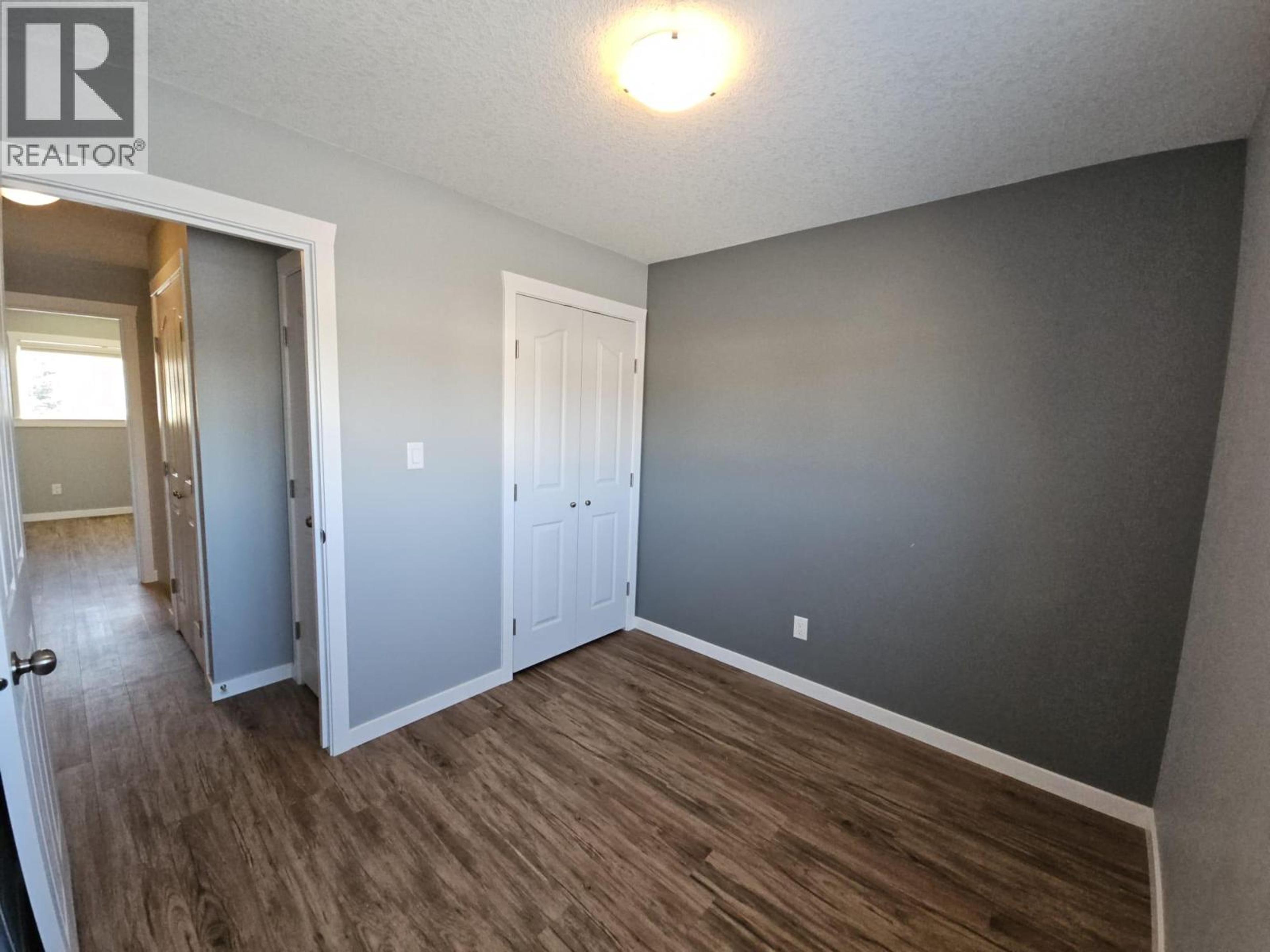 5216 41 STREET NE - 19