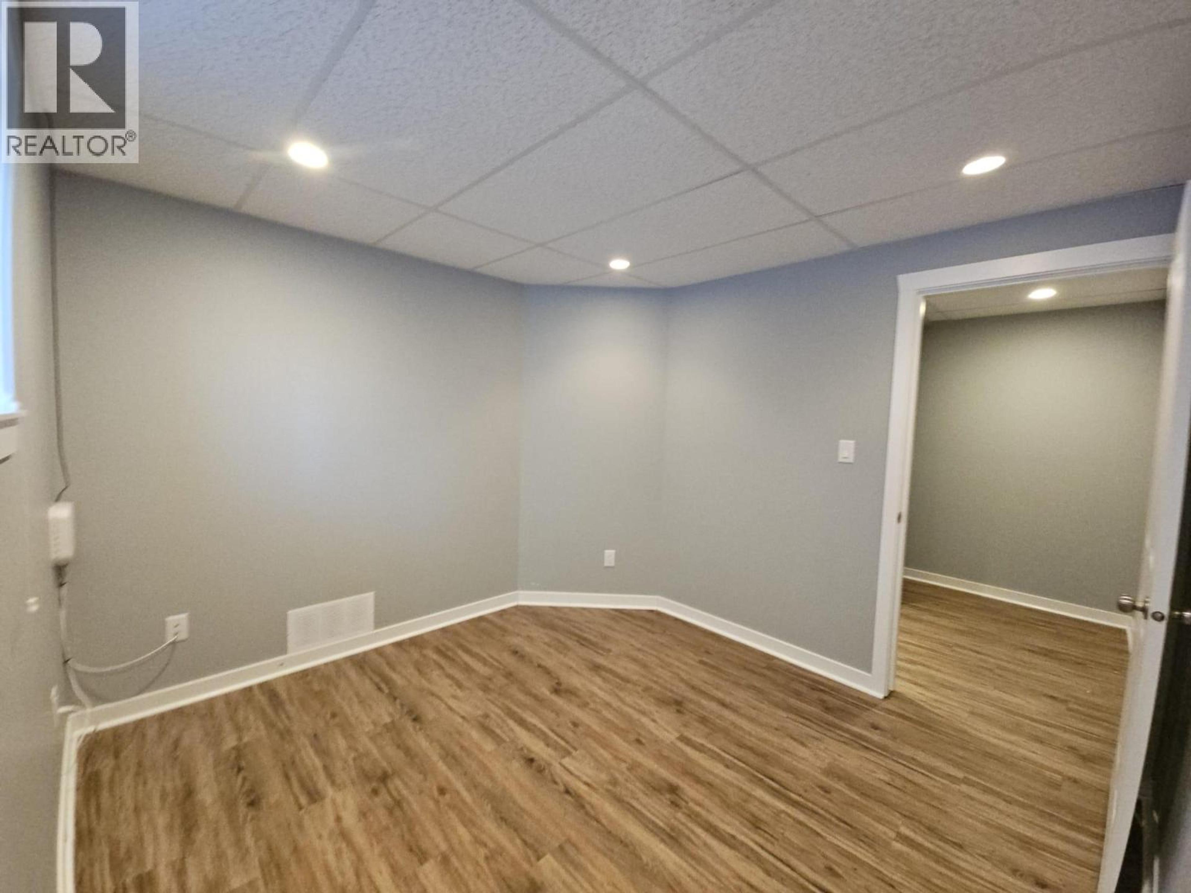 5216 41 STREET NE - 48