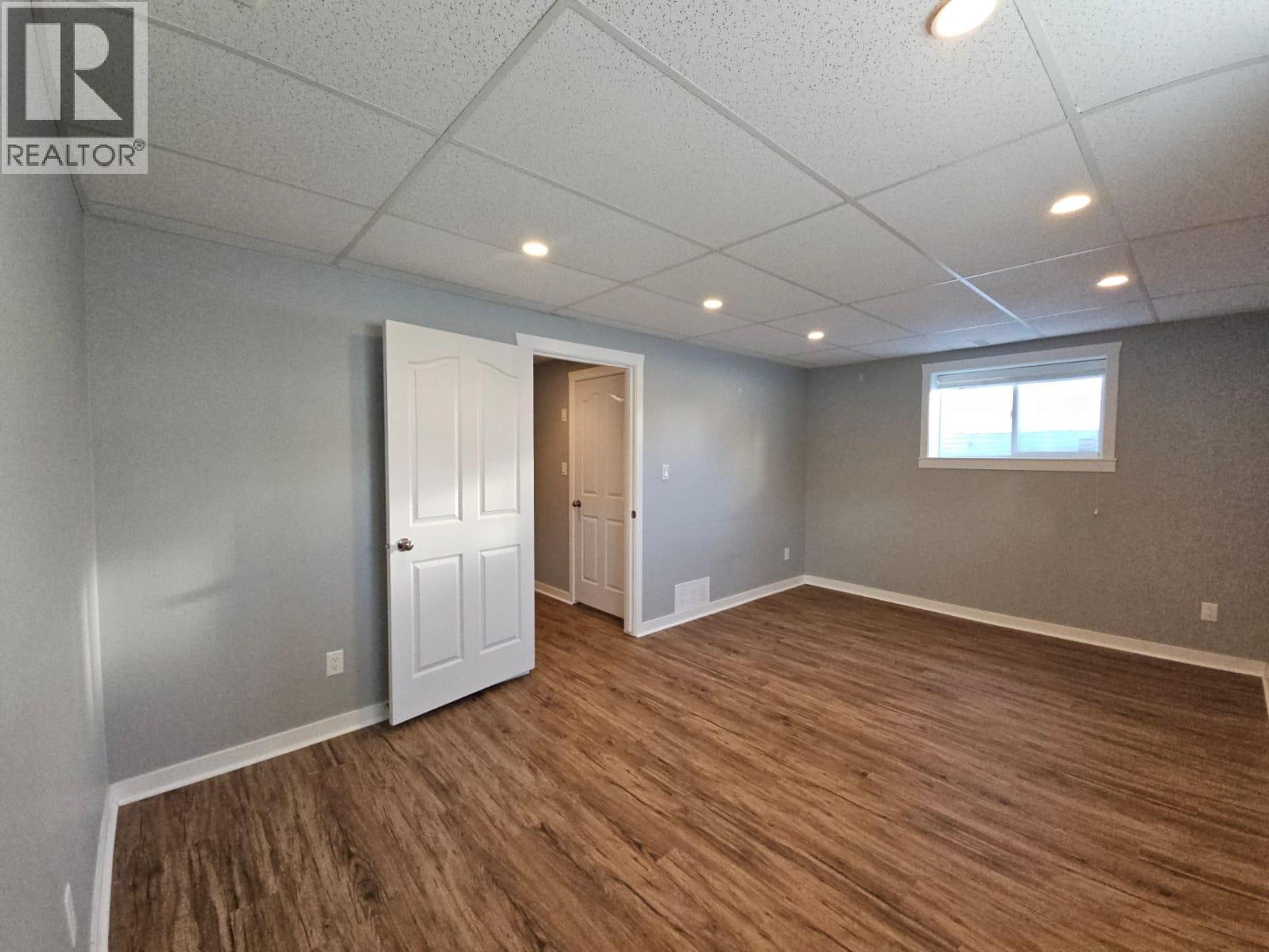 5216 41 STREET NE - 56