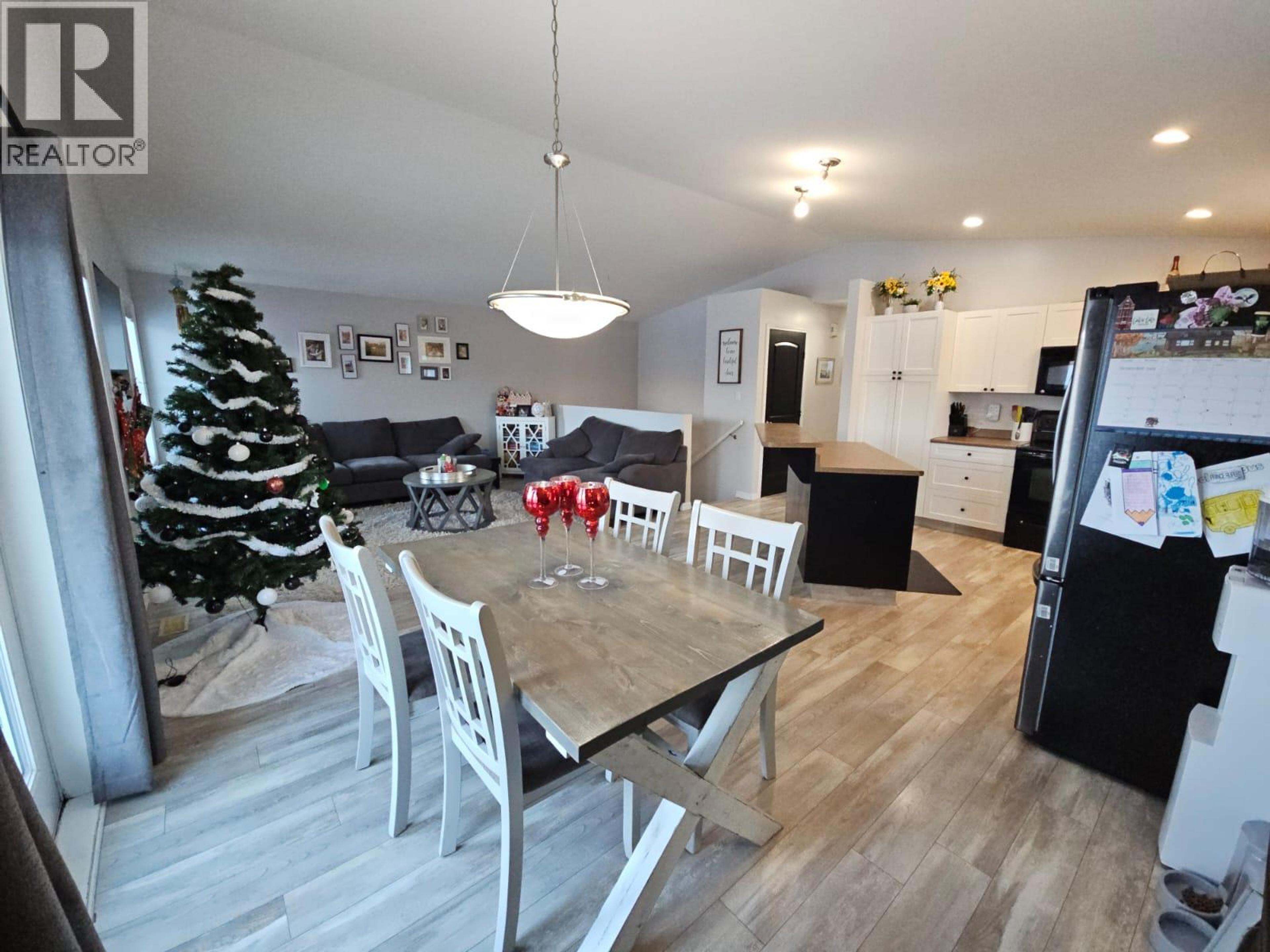 5200 41 STREET NE - 10