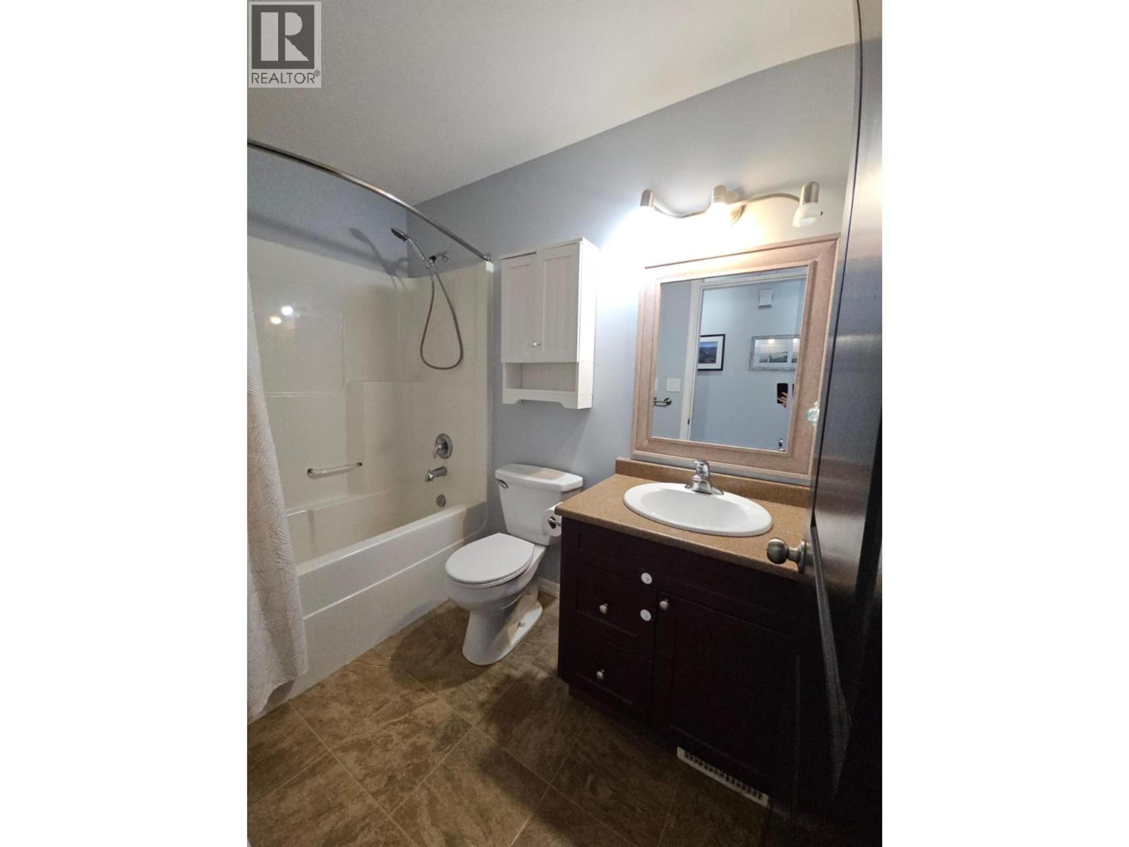 5200 41 STREET NE - 24