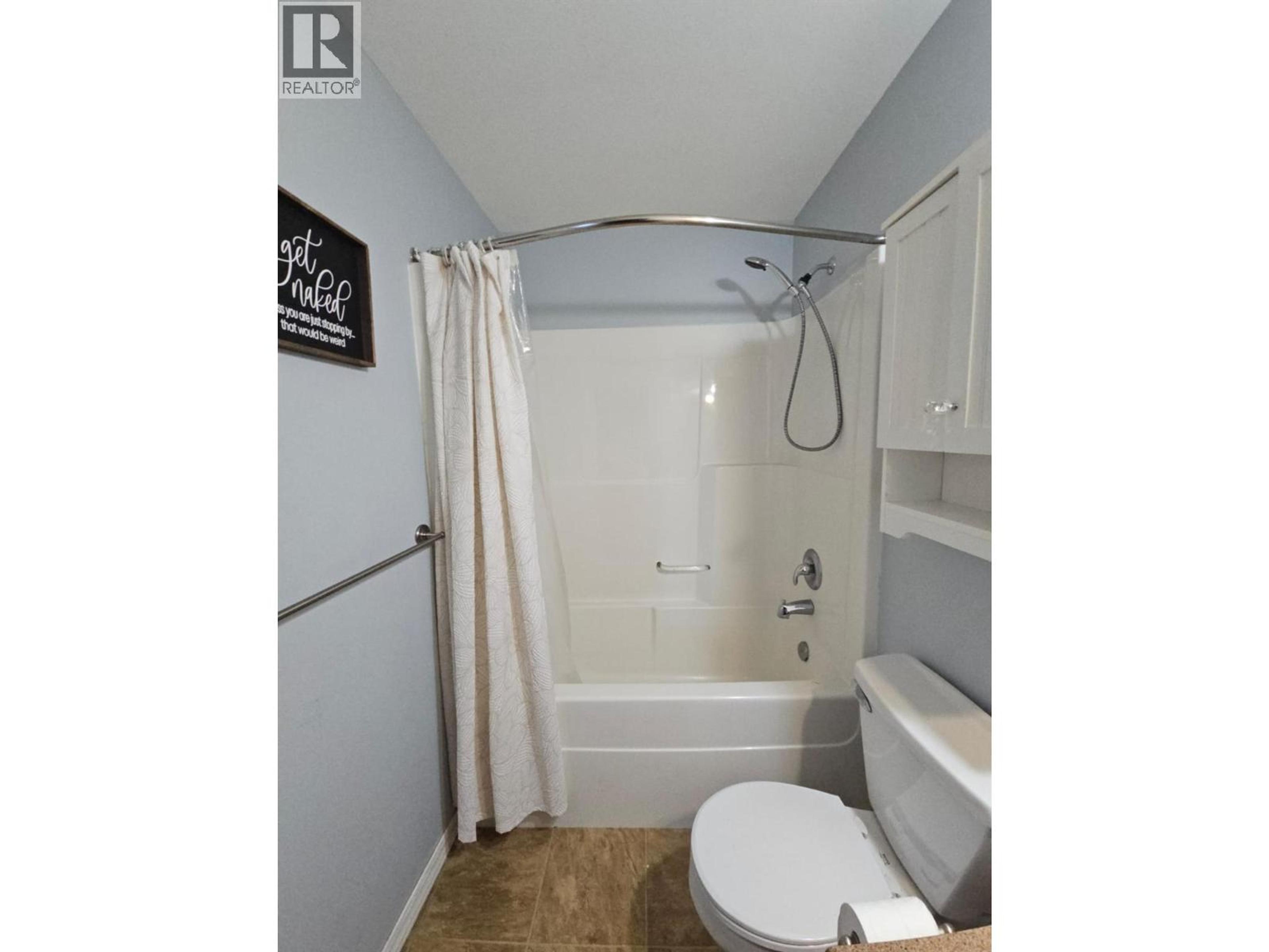 5200 41 STREET NE - 25