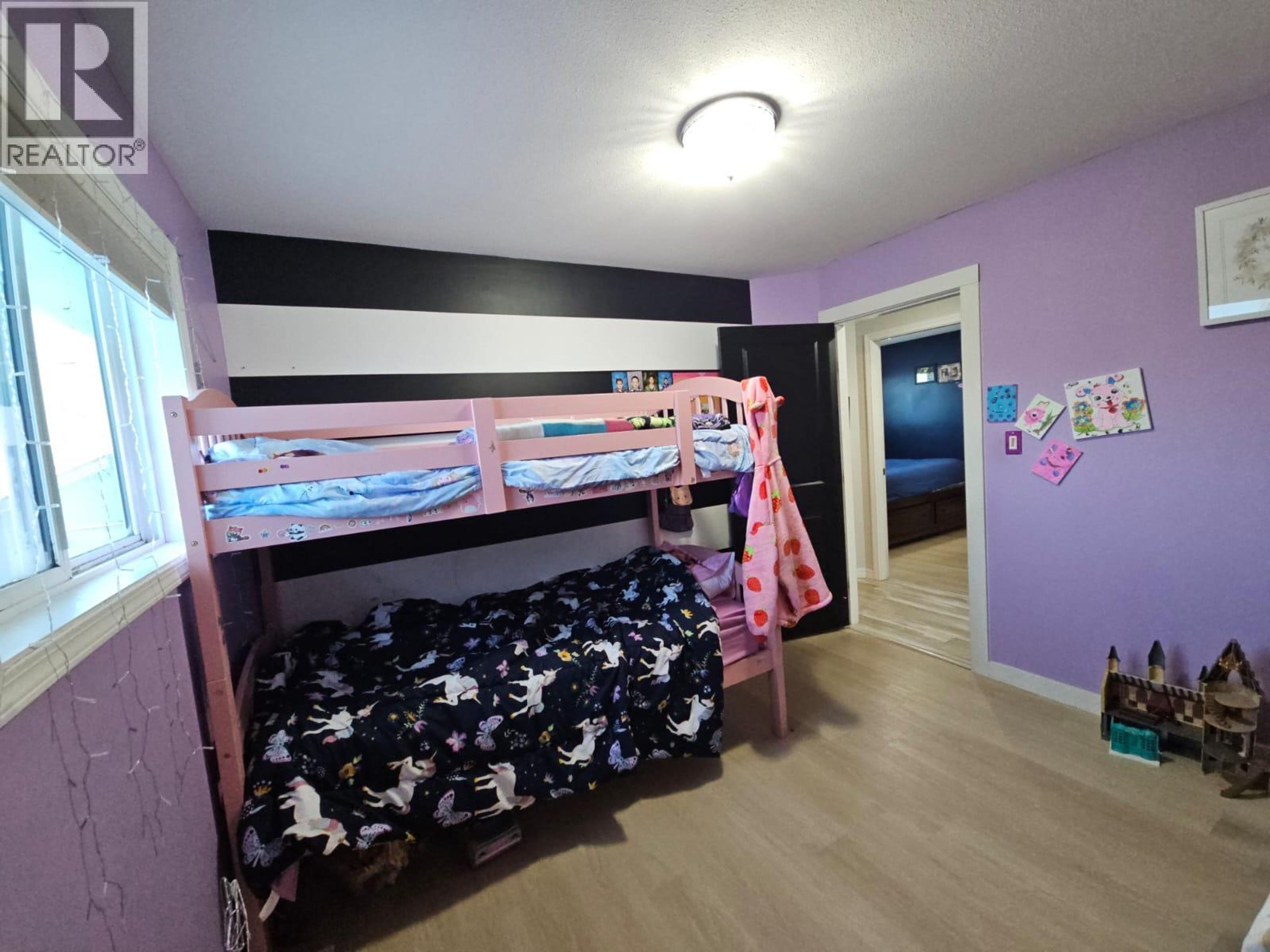 5200 41 STREET NE - 37