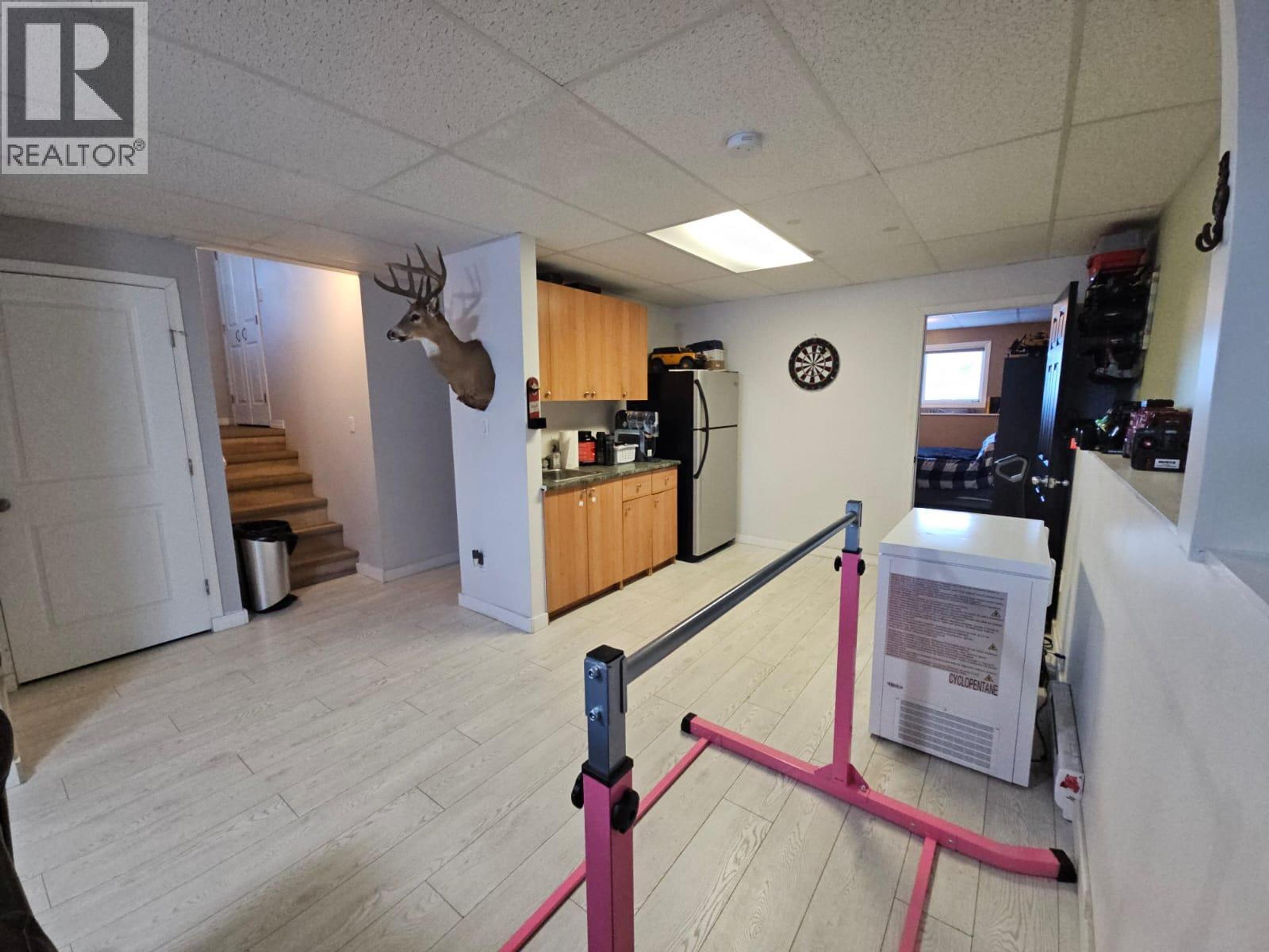 5200 41 STREET NE - 45