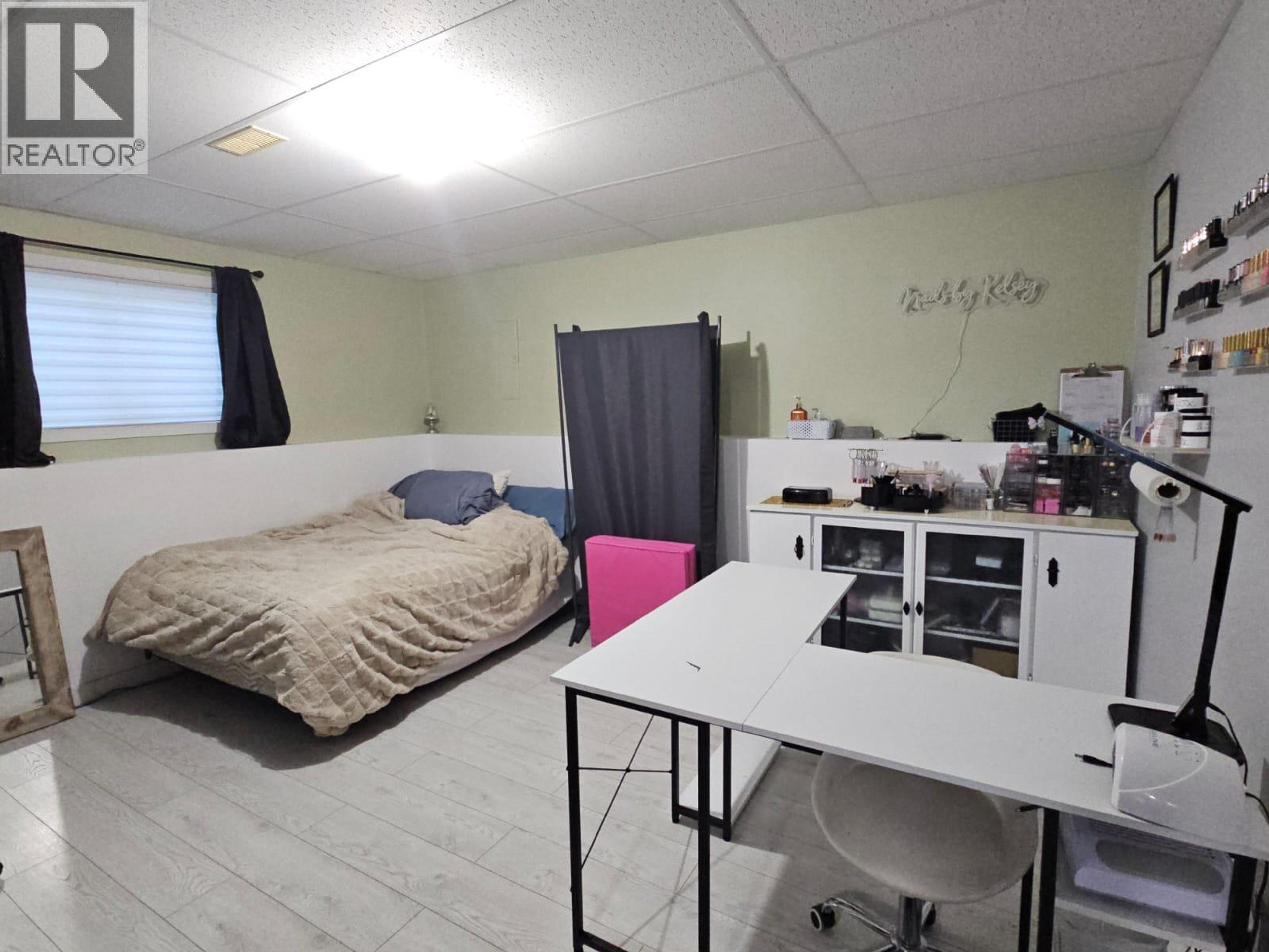 5200 41 STREET NE - 57