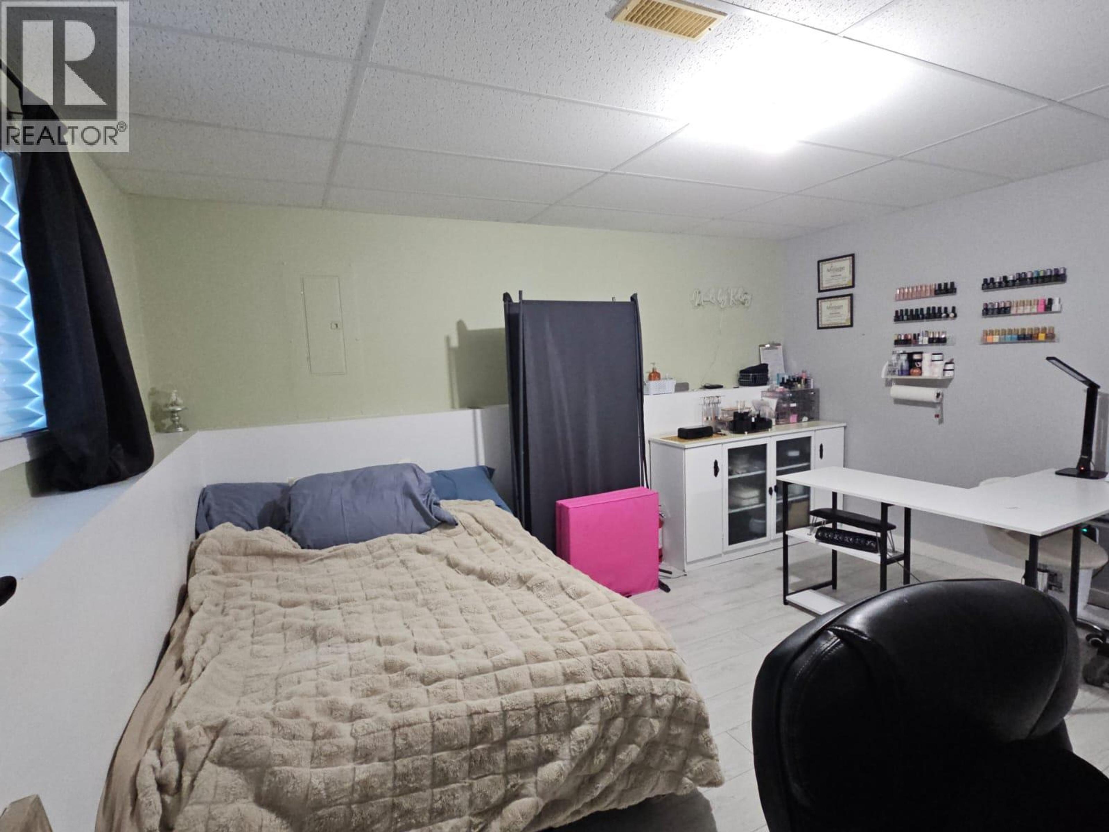 5200 41 STREET NE - 58