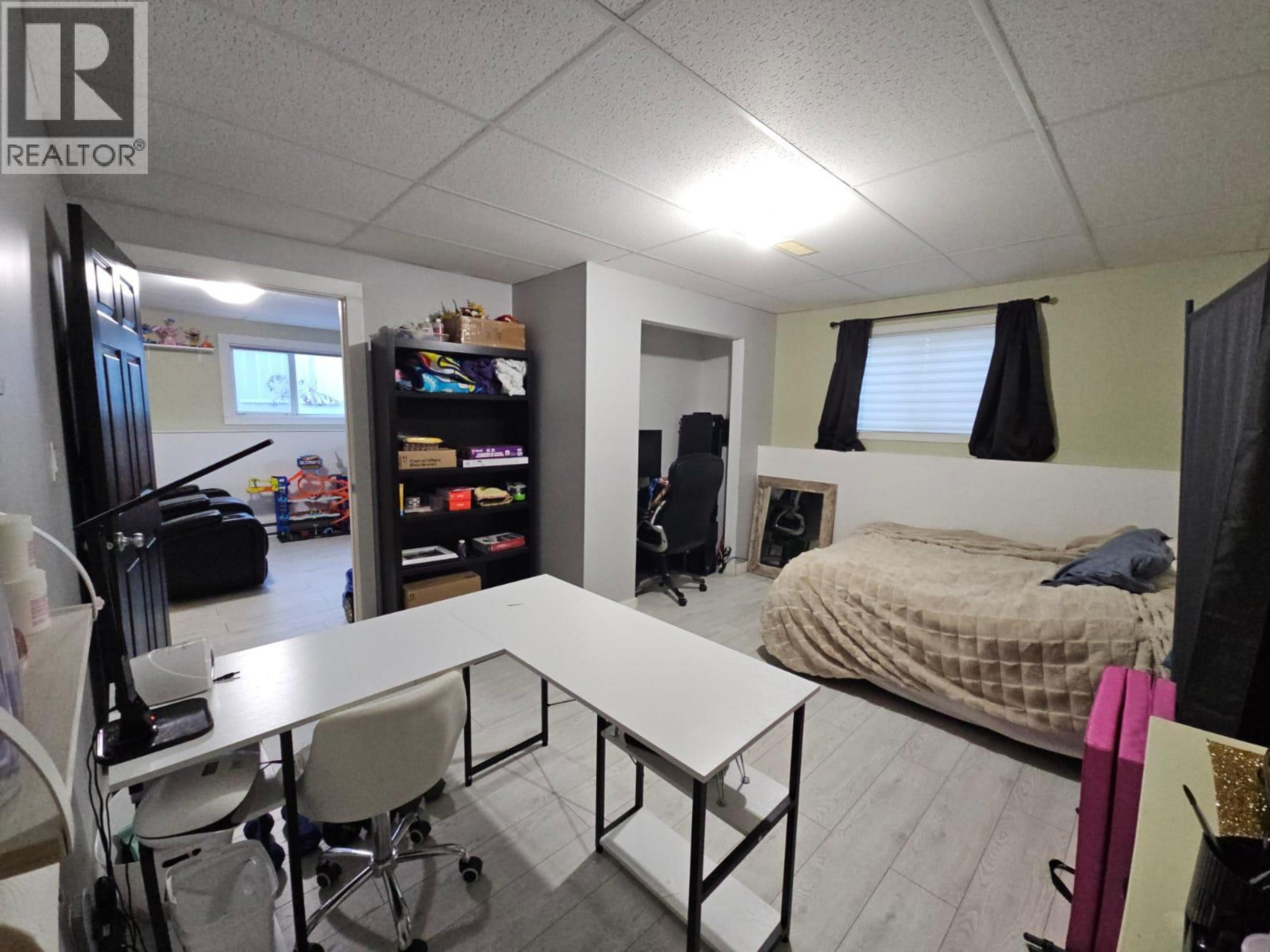 5200 41 STREET NE - 59