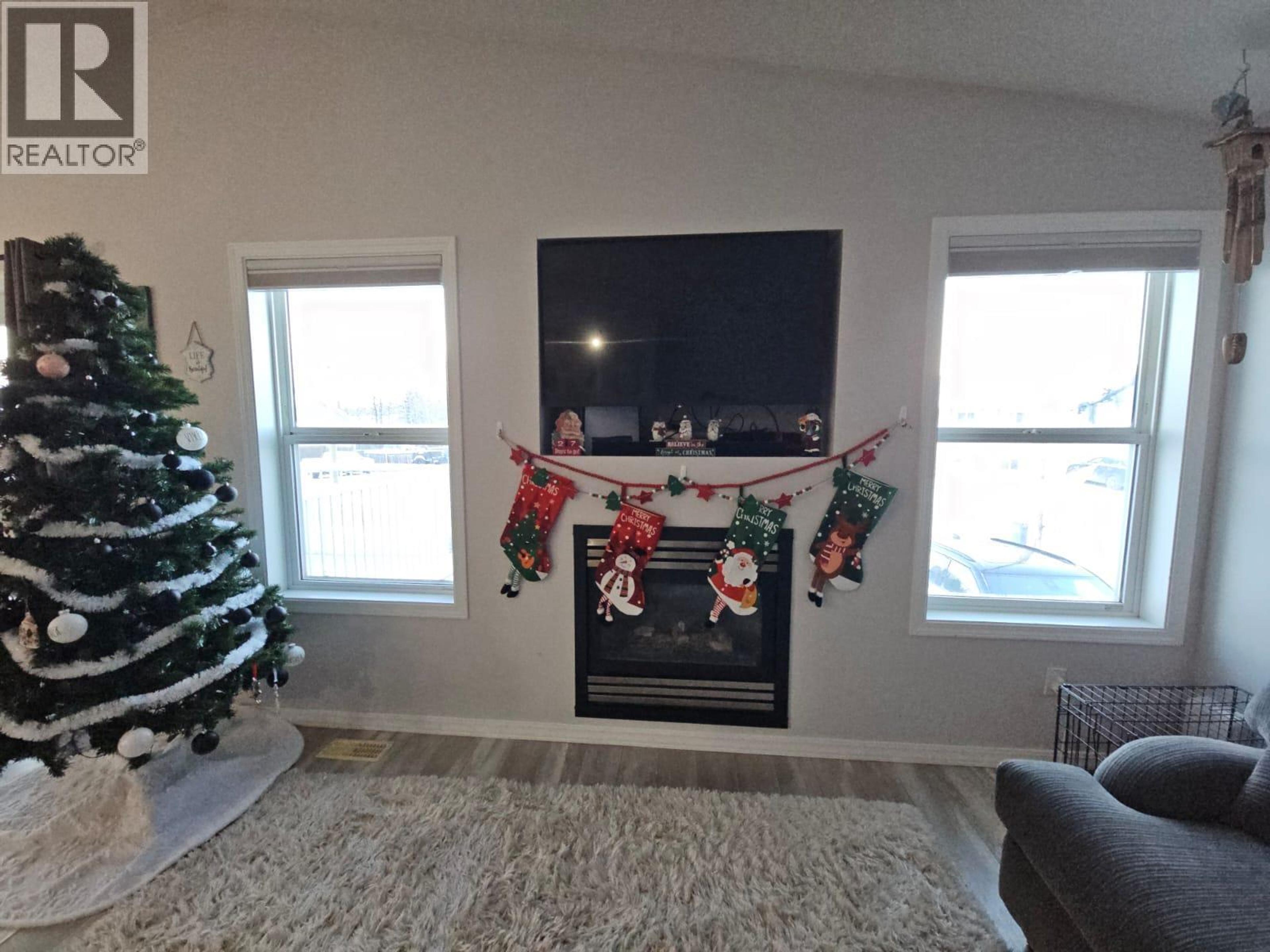 5200 41 STREET NE - 7