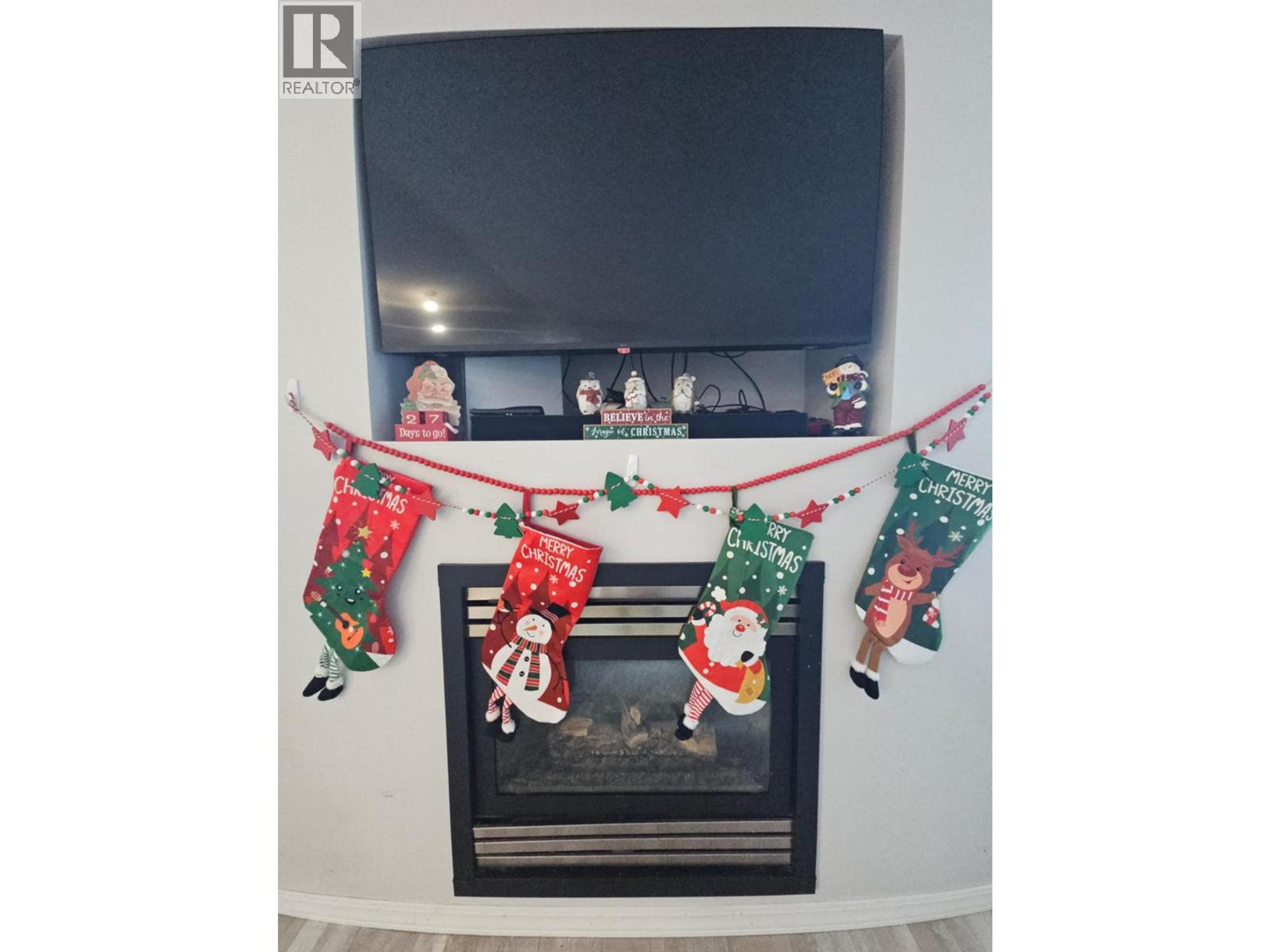 5200 41 STREET NE - 8