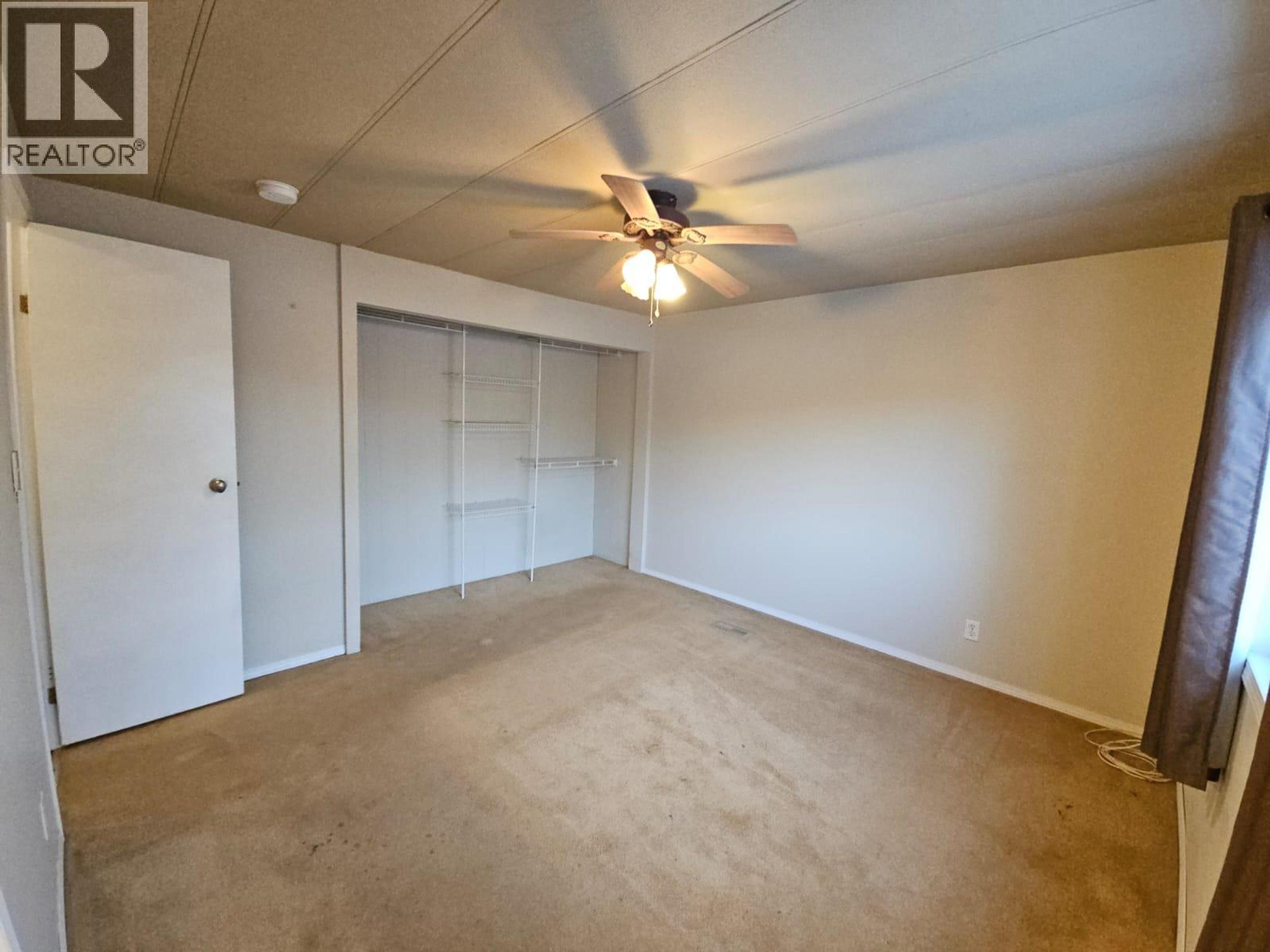 4313 52B AVENUE NE - 21