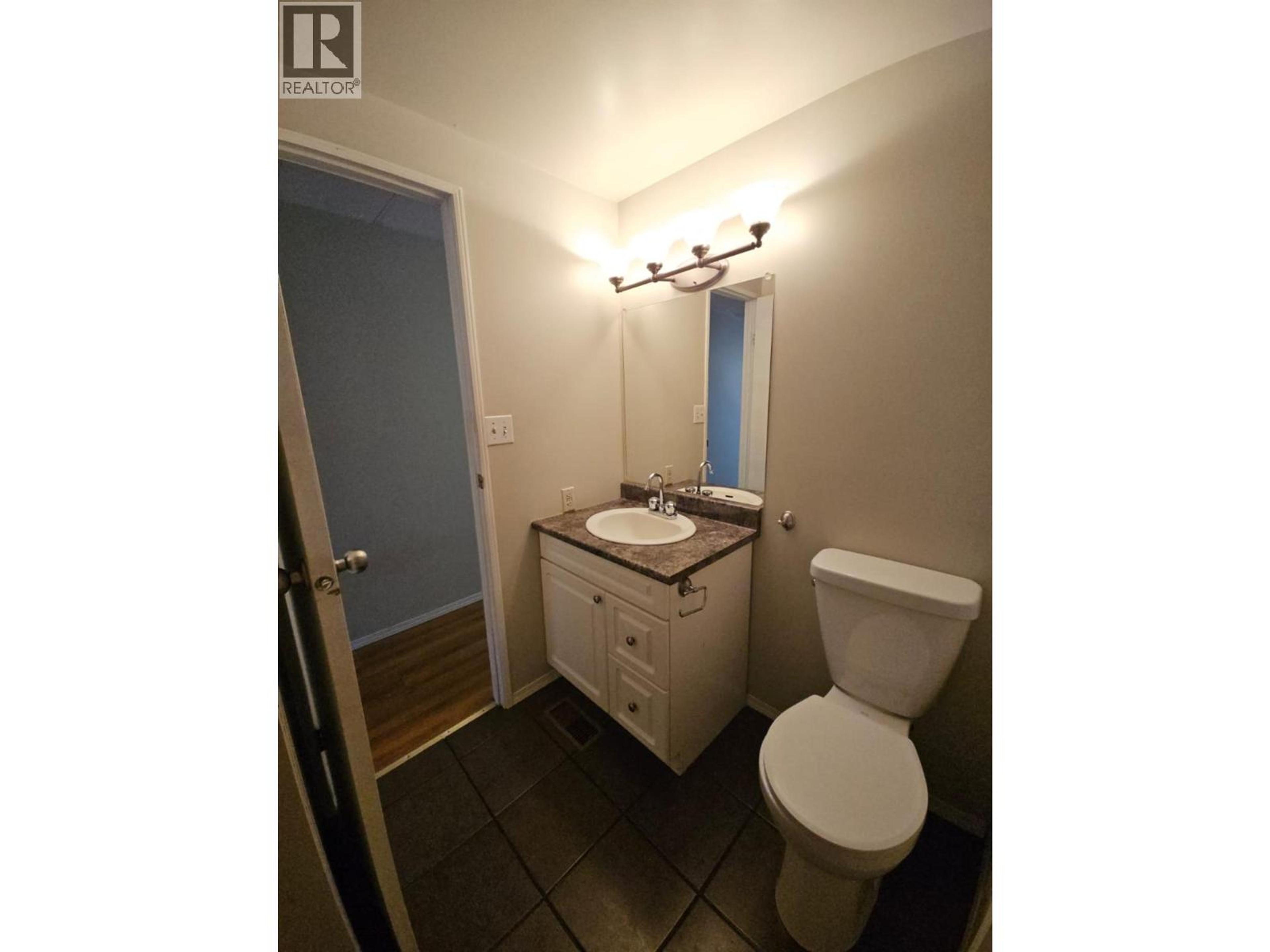 4313 52B AVENUE NE - 38