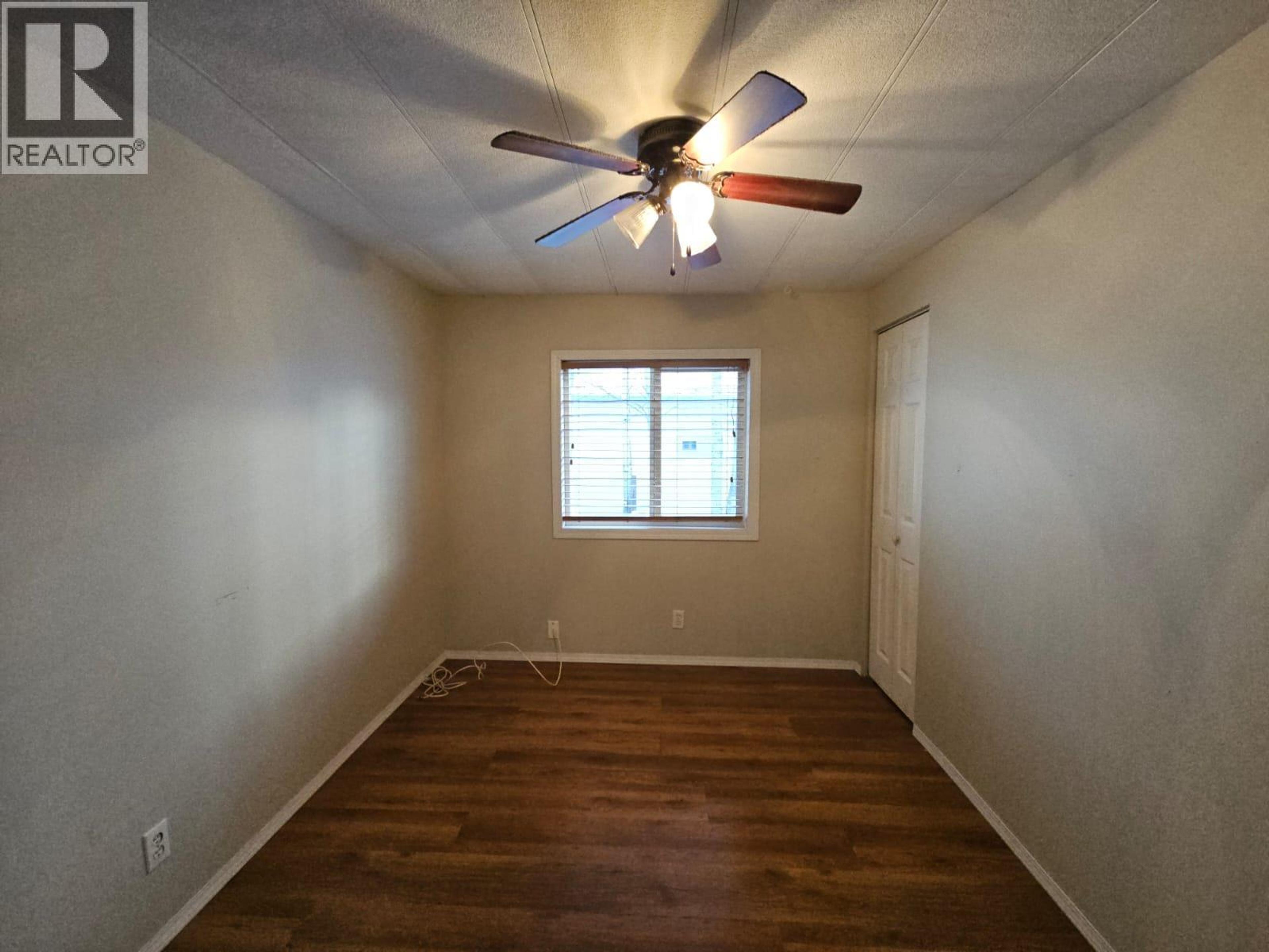 4313 52B AVENUE NE - 42