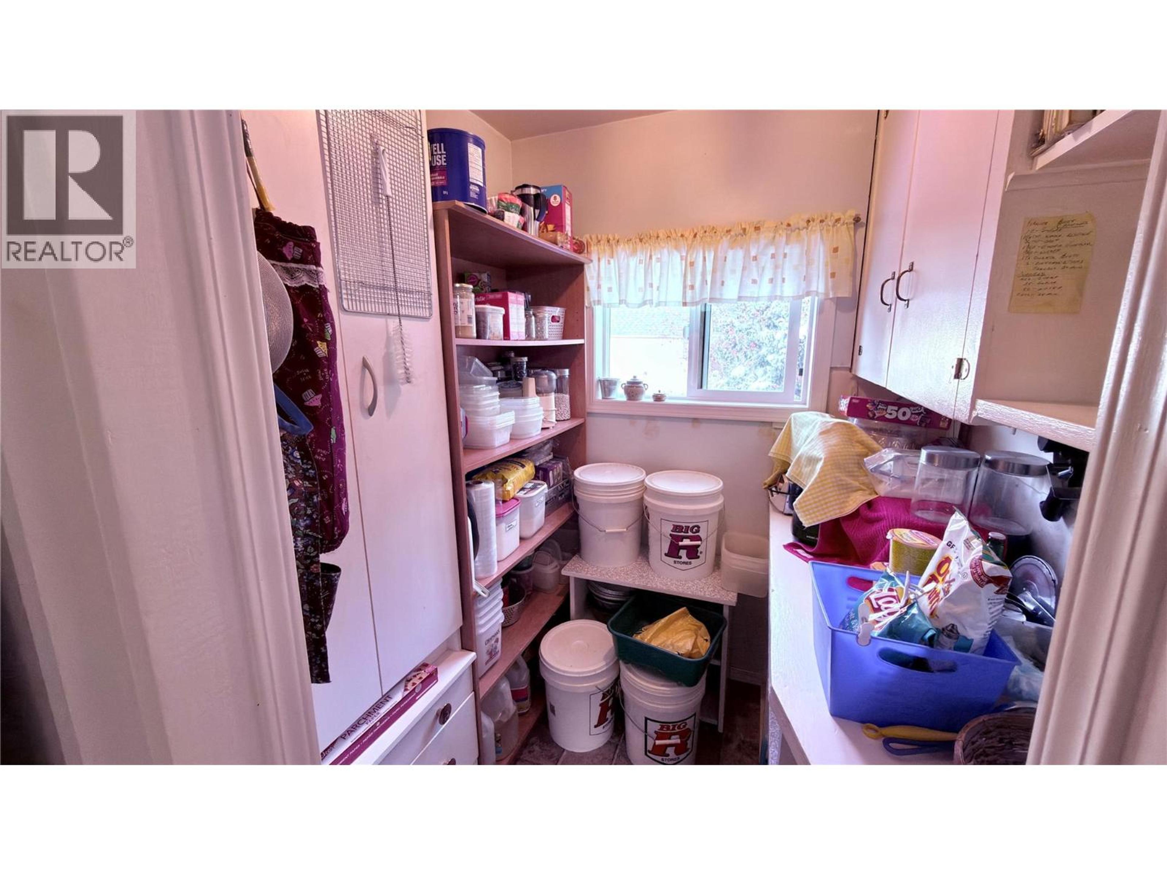 264 LONG LAKE ROAD - 26