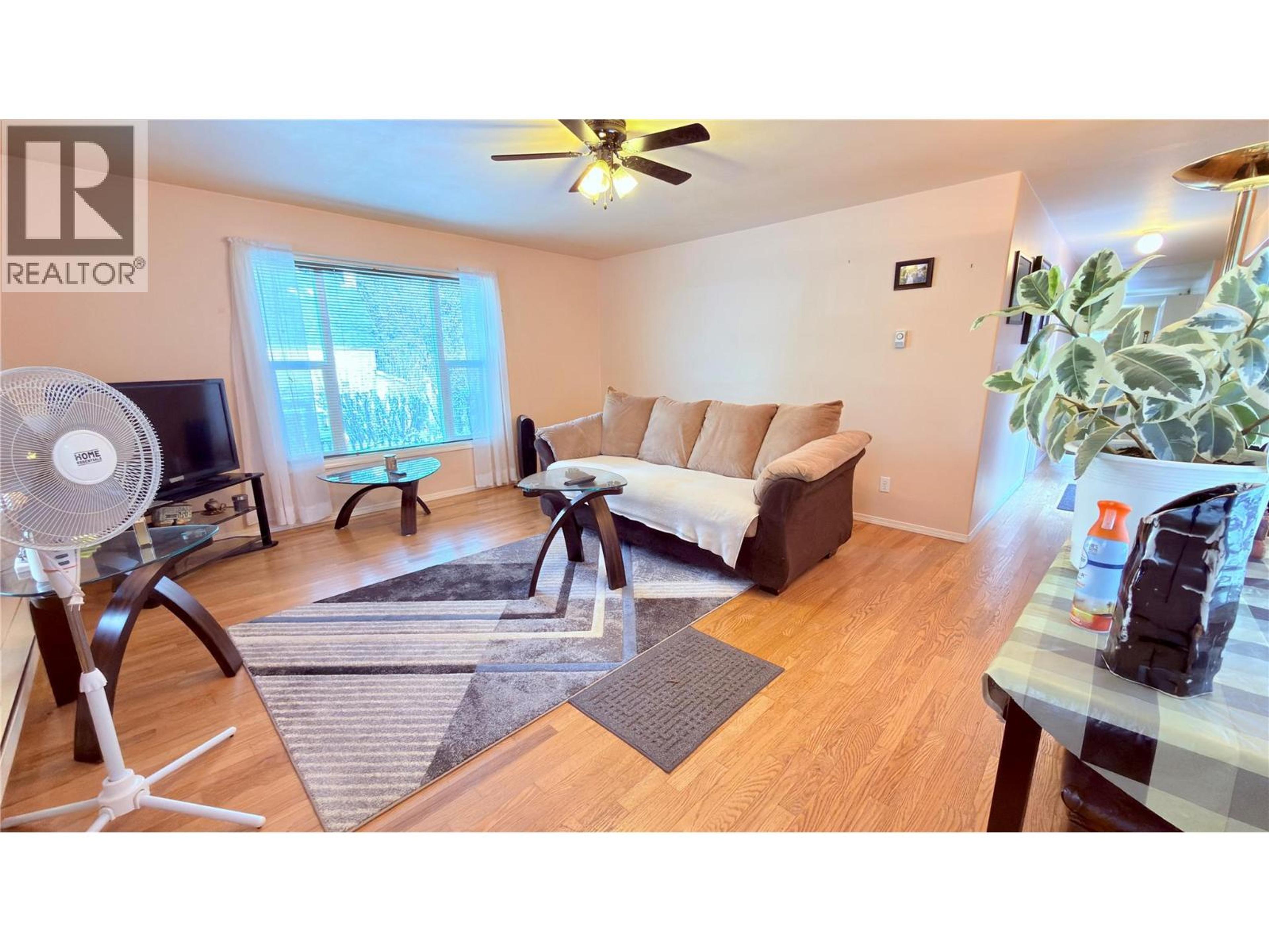 264 LONG LAKE ROAD - 13