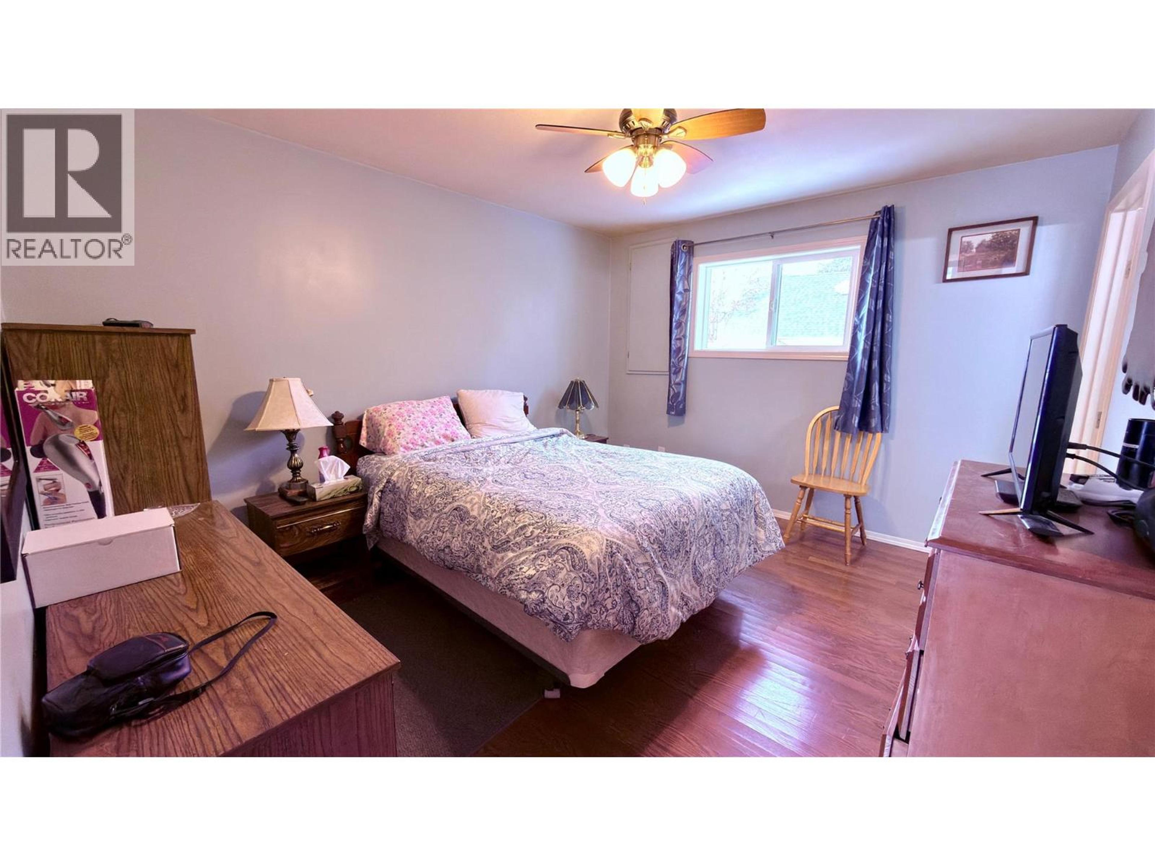 264 LONG LAKE ROAD - 16