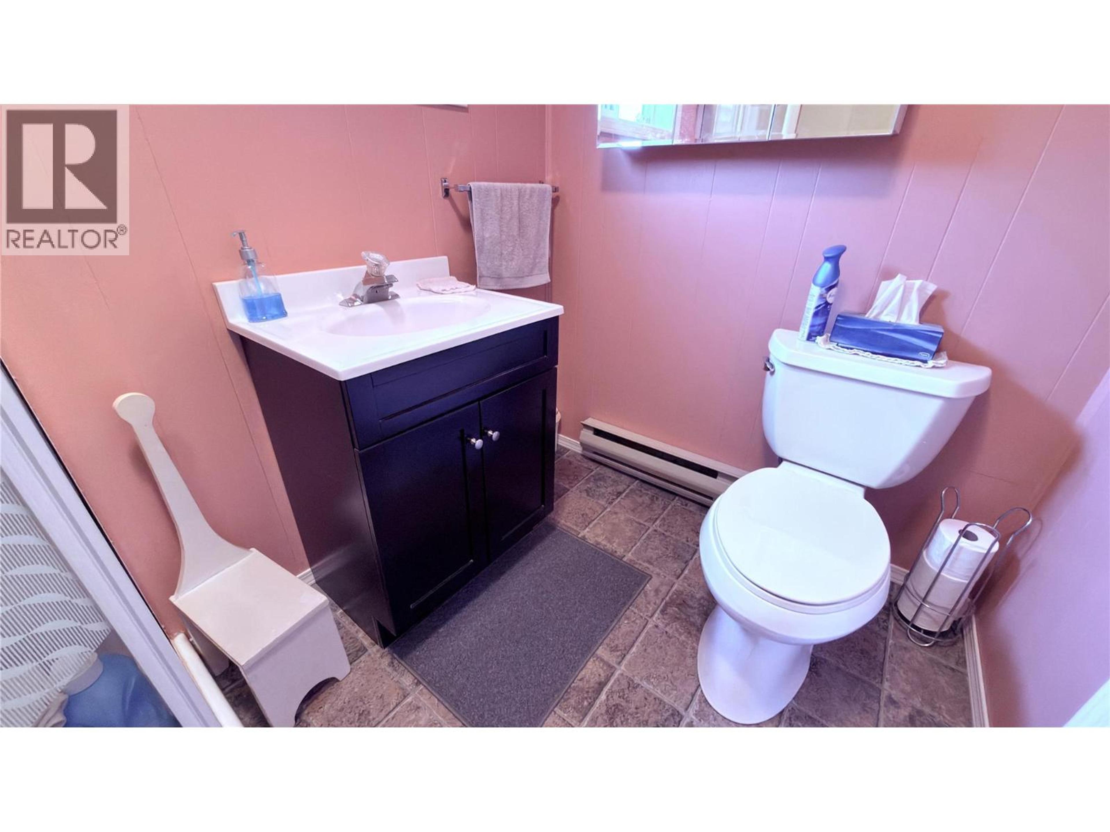 264 LONG LAKE ROAD - 27