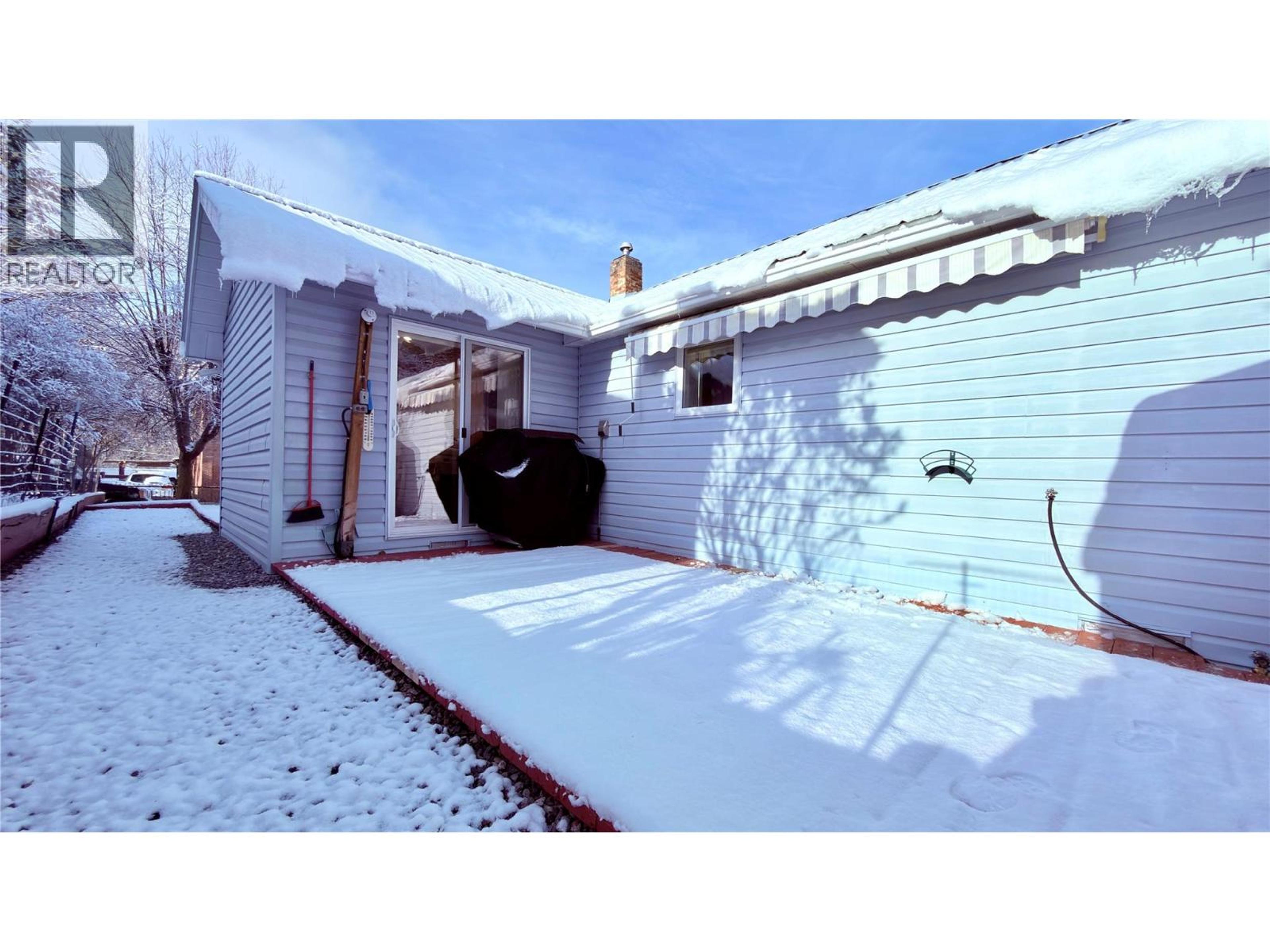 264 LONG LAKE ROAD - 12