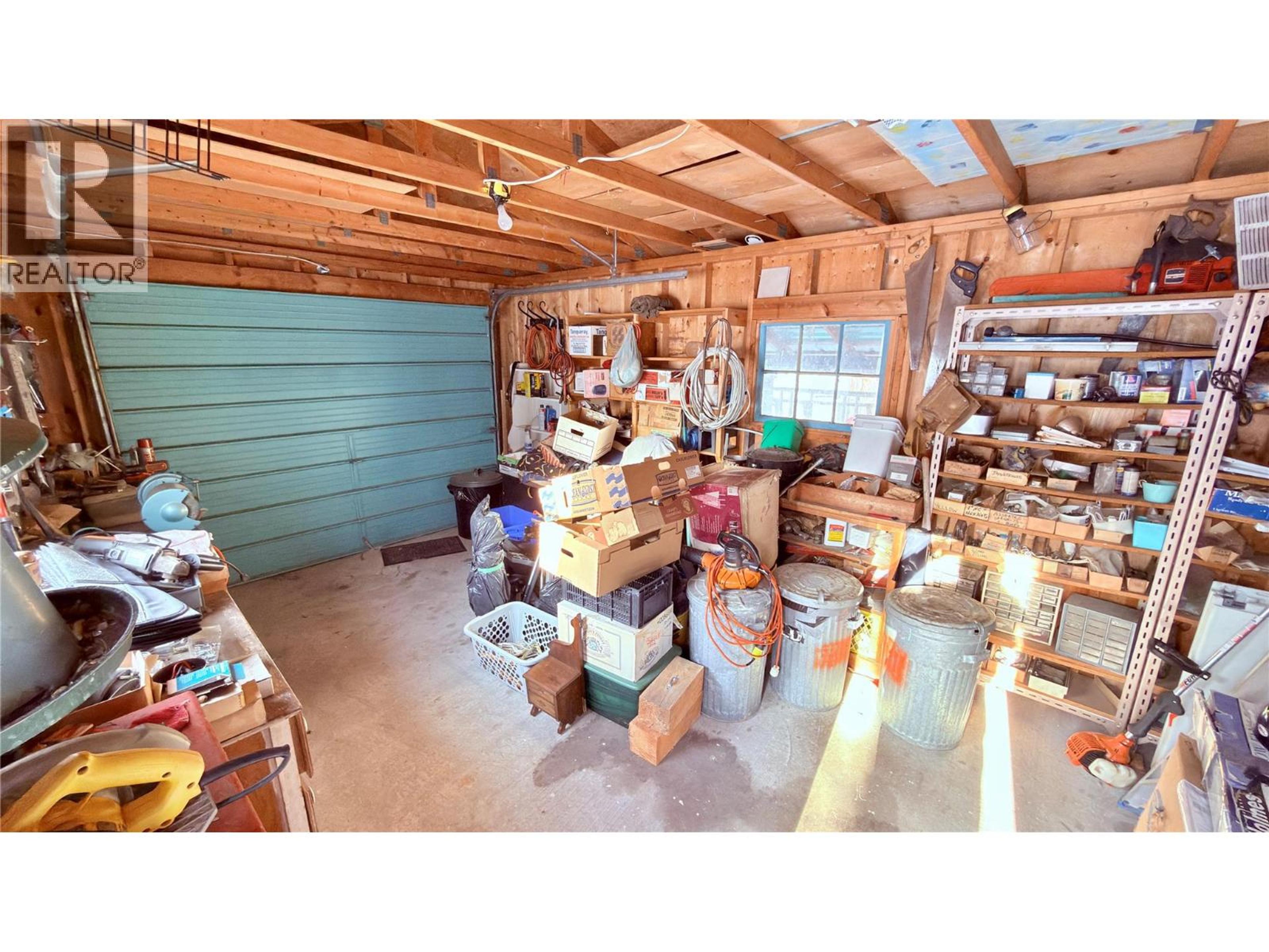 264 LONG LAKE ROAD - 7