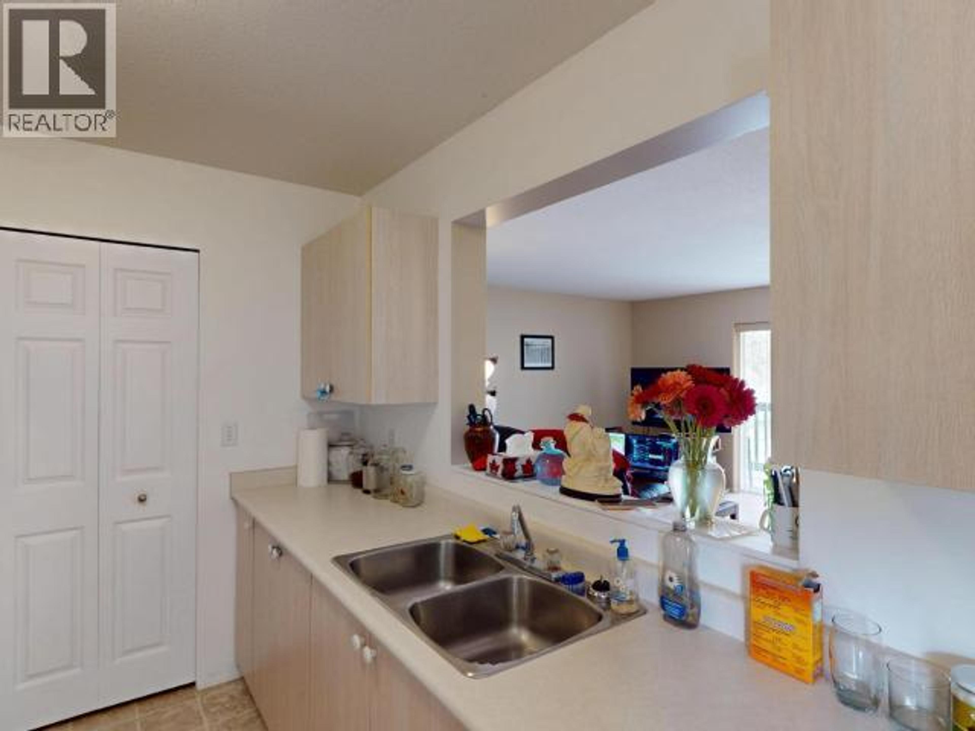 #301 5701 WILLOW AVE - 16