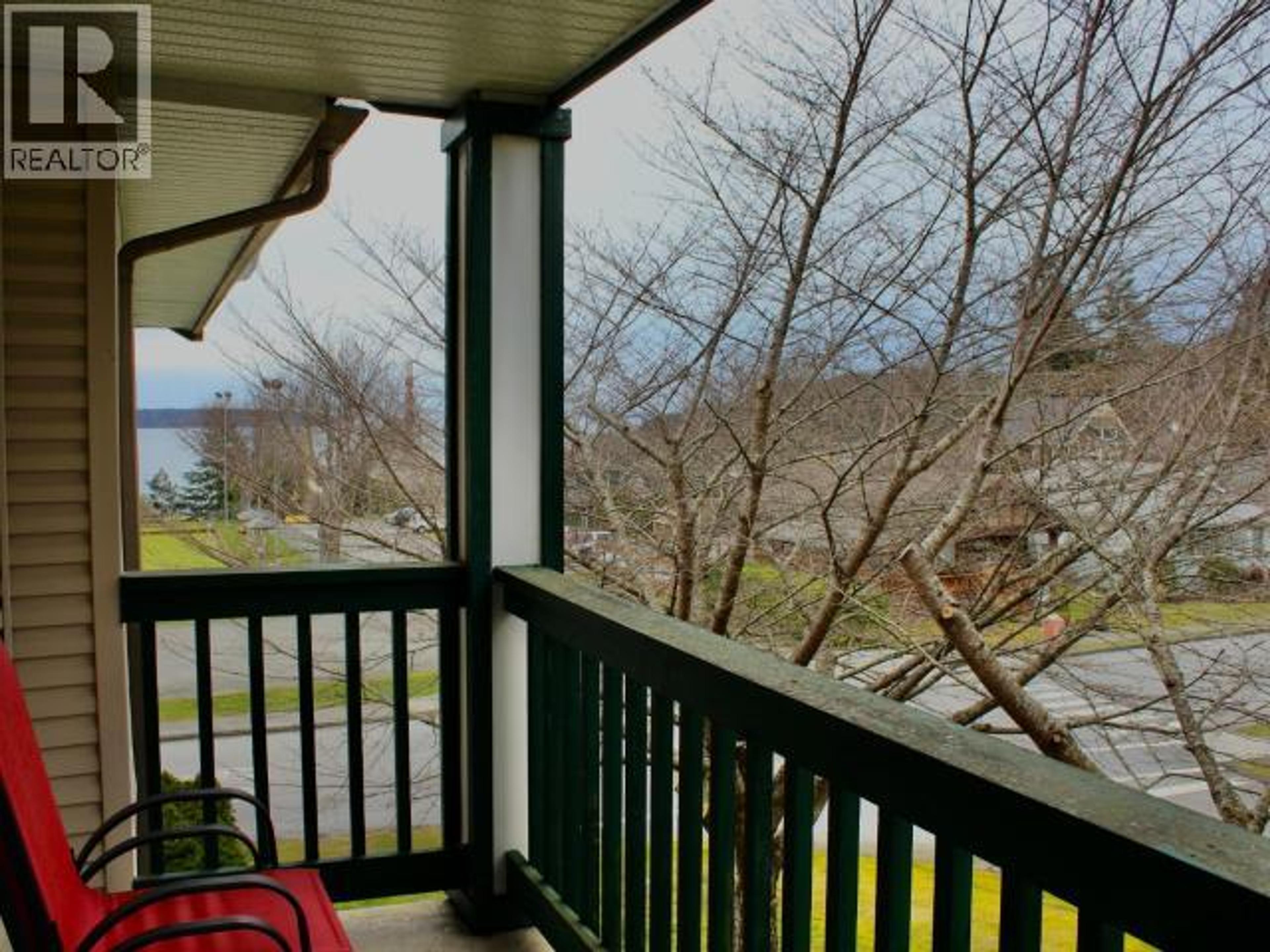 #301 5701 WILLOW AVE - 18