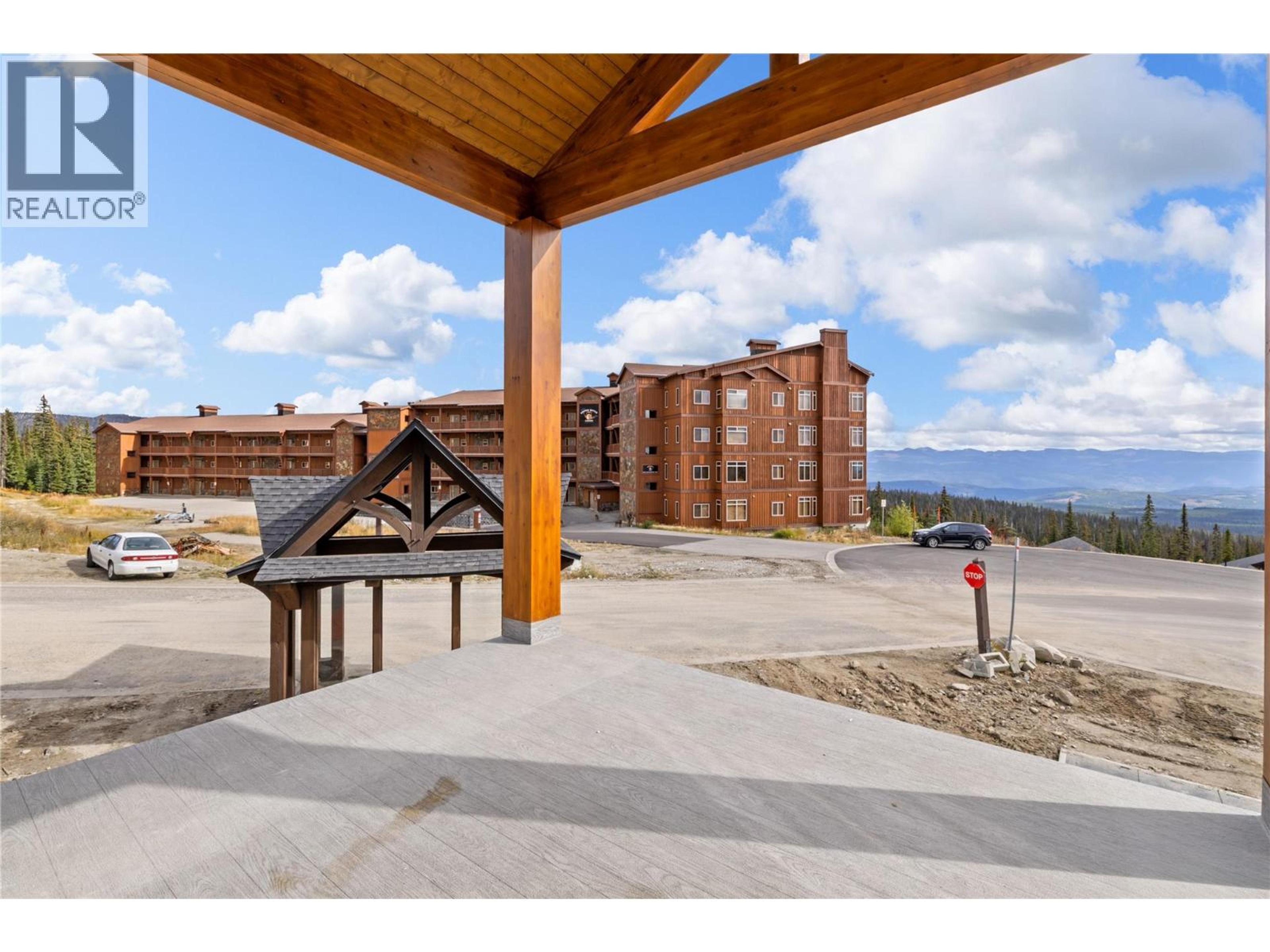 #88 255 FEATHERTOP WAY - 28