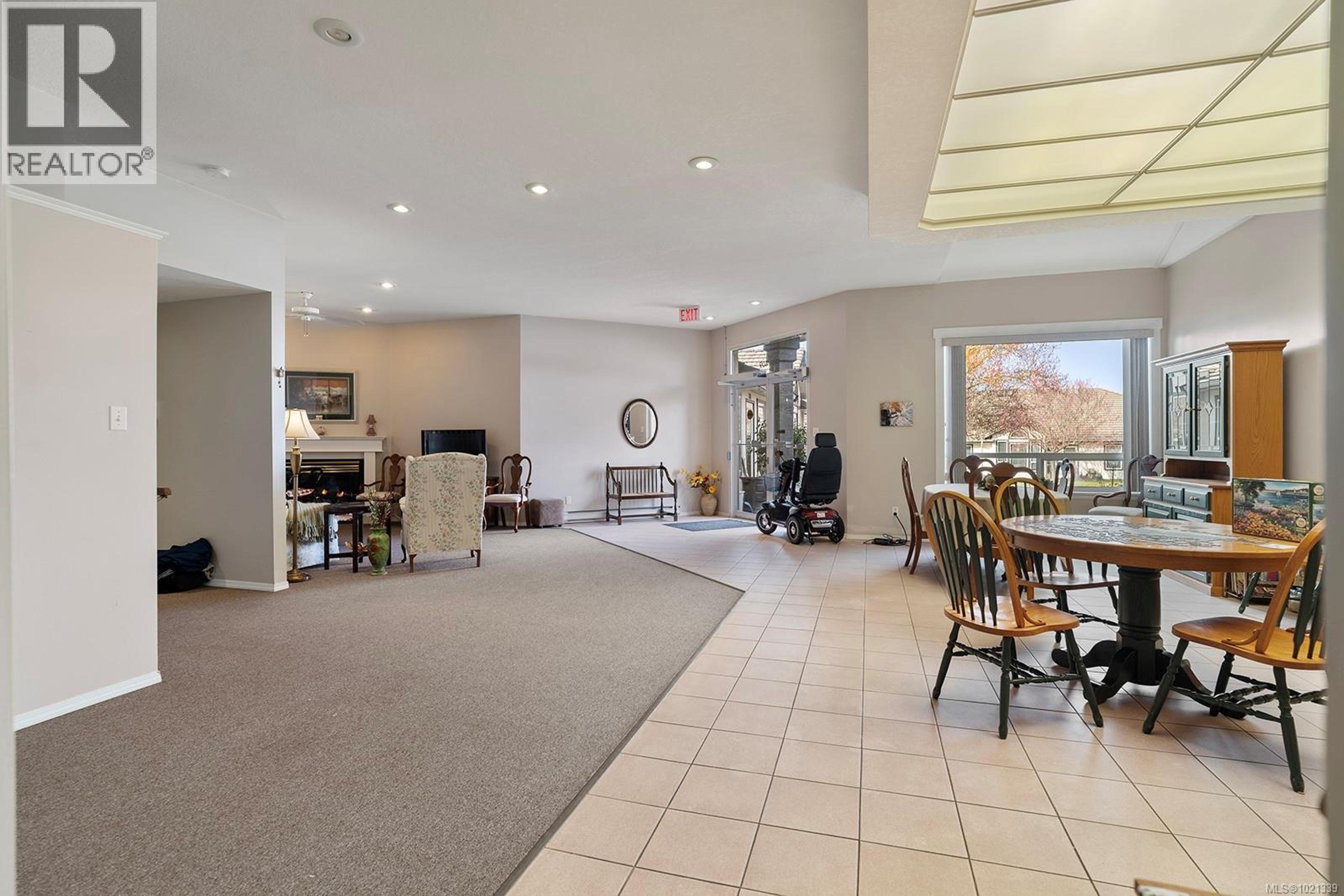 #407 264 MCVICKERS ST - 13