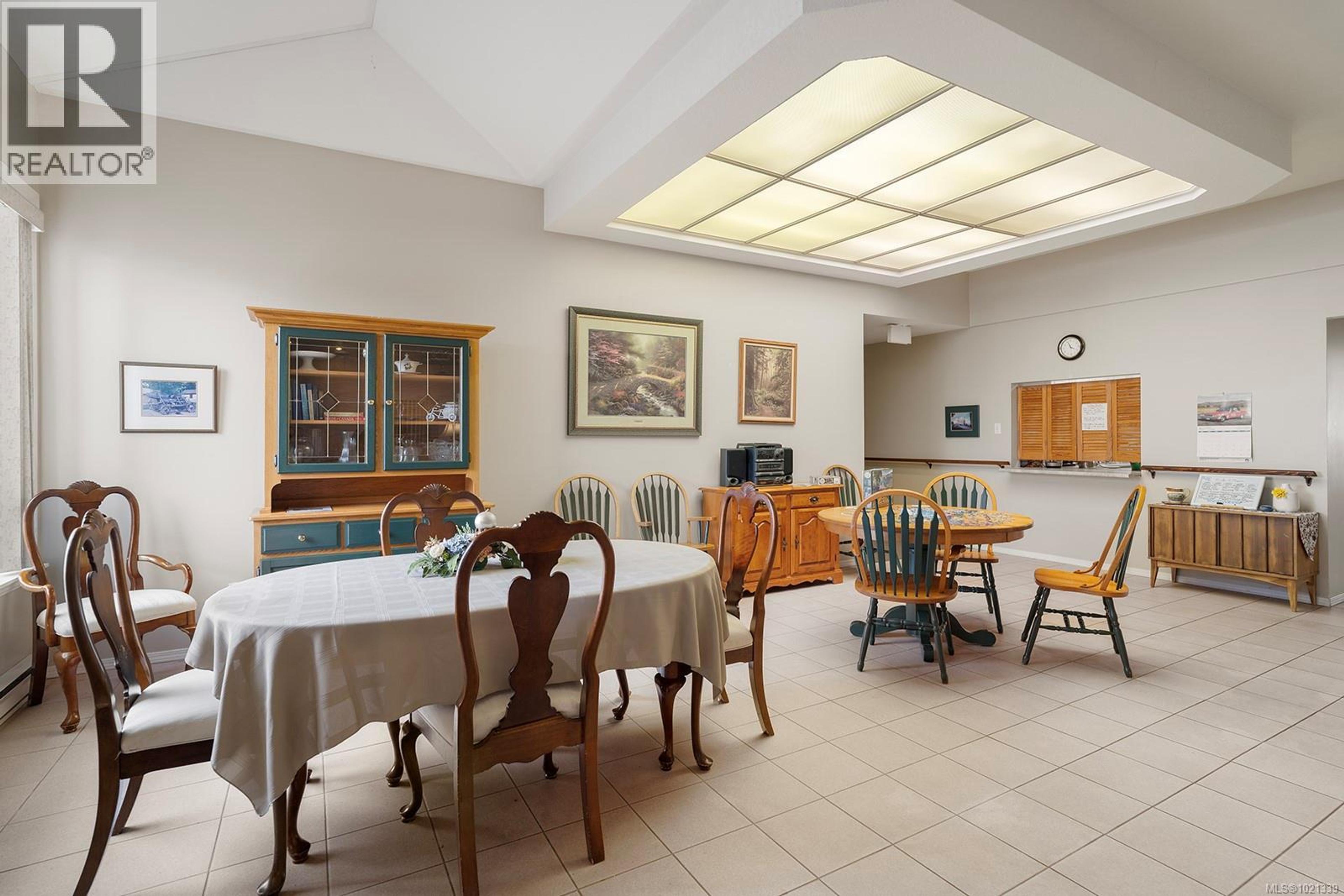 #407 264 MCVICKERS ST - 14