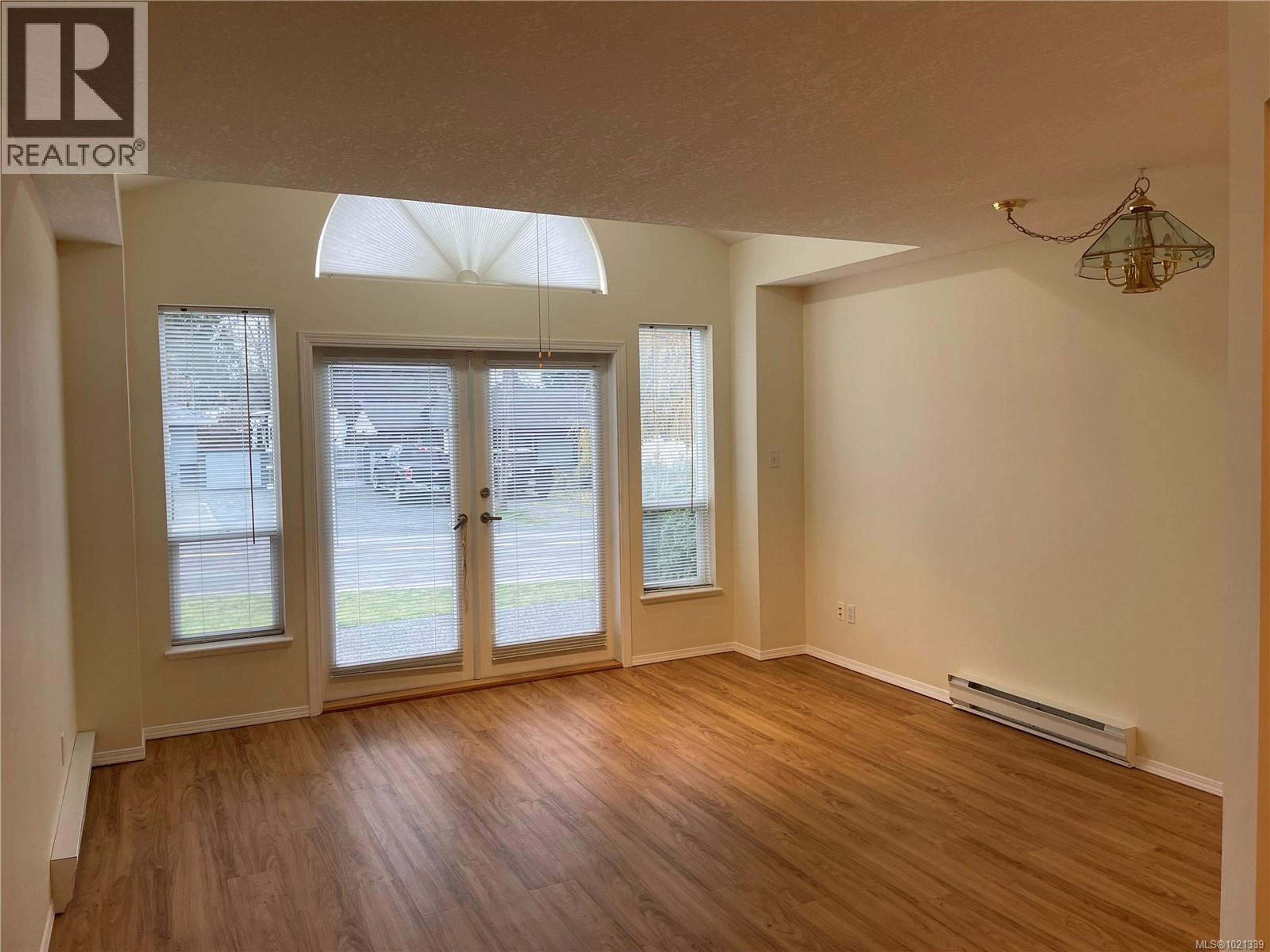 #407 264 MCVICKERS ST - Image 2