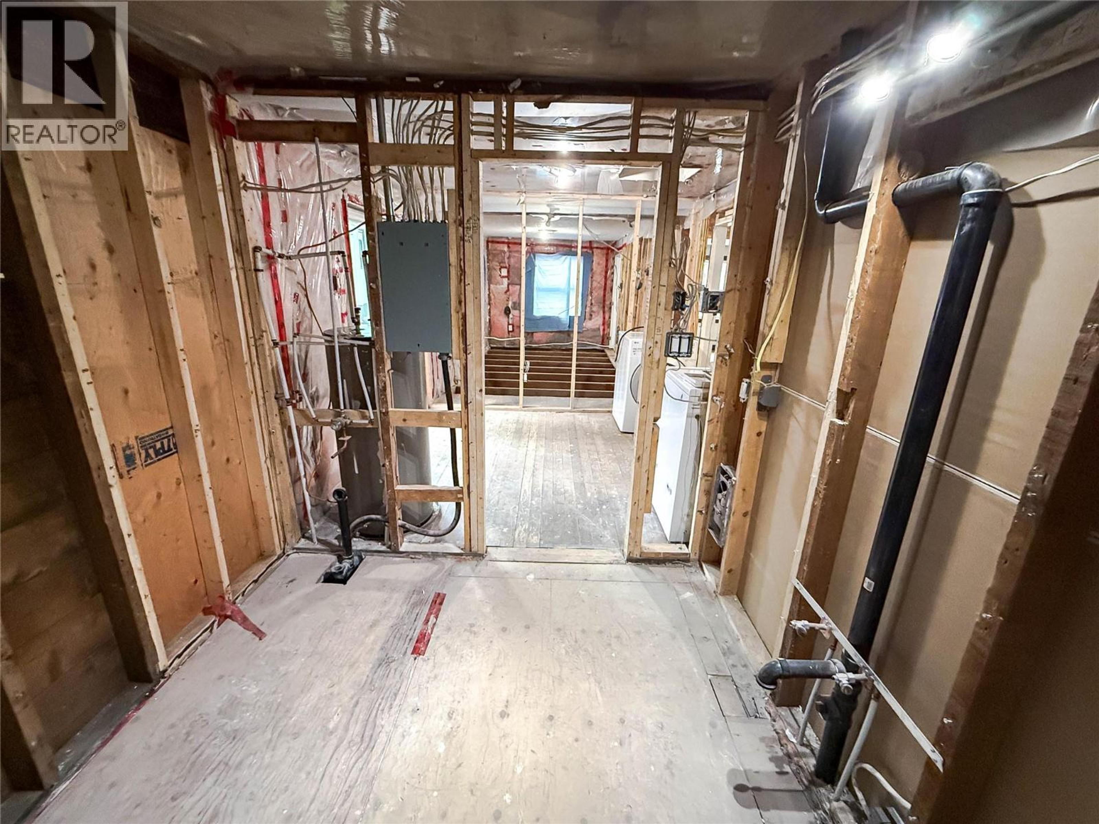 950 ASPEN STREET - 21