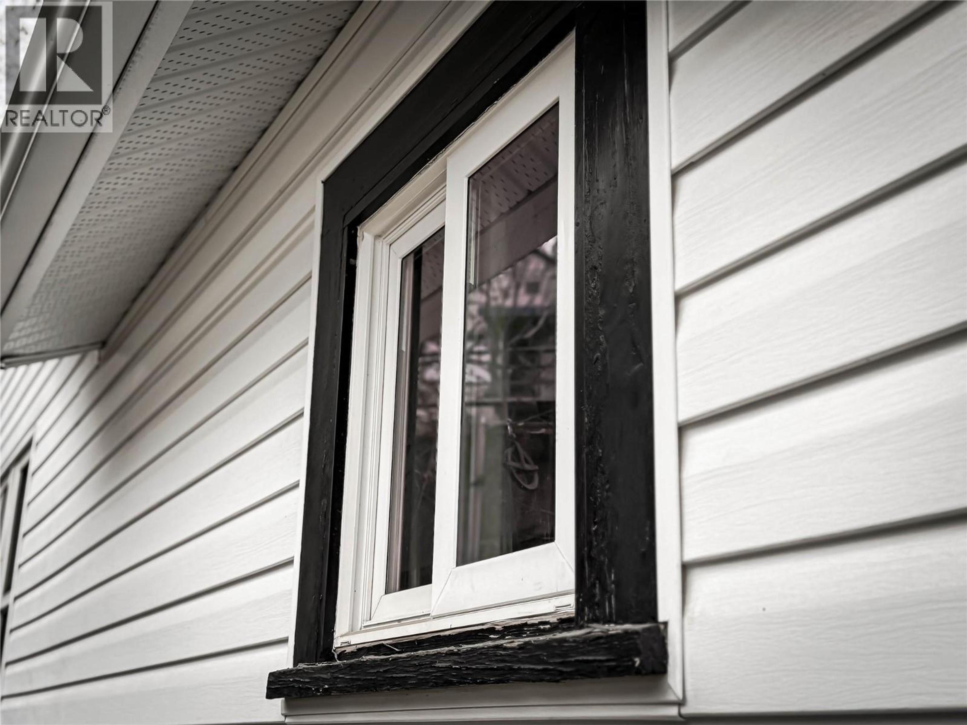 950 ASPEN STREET - 22