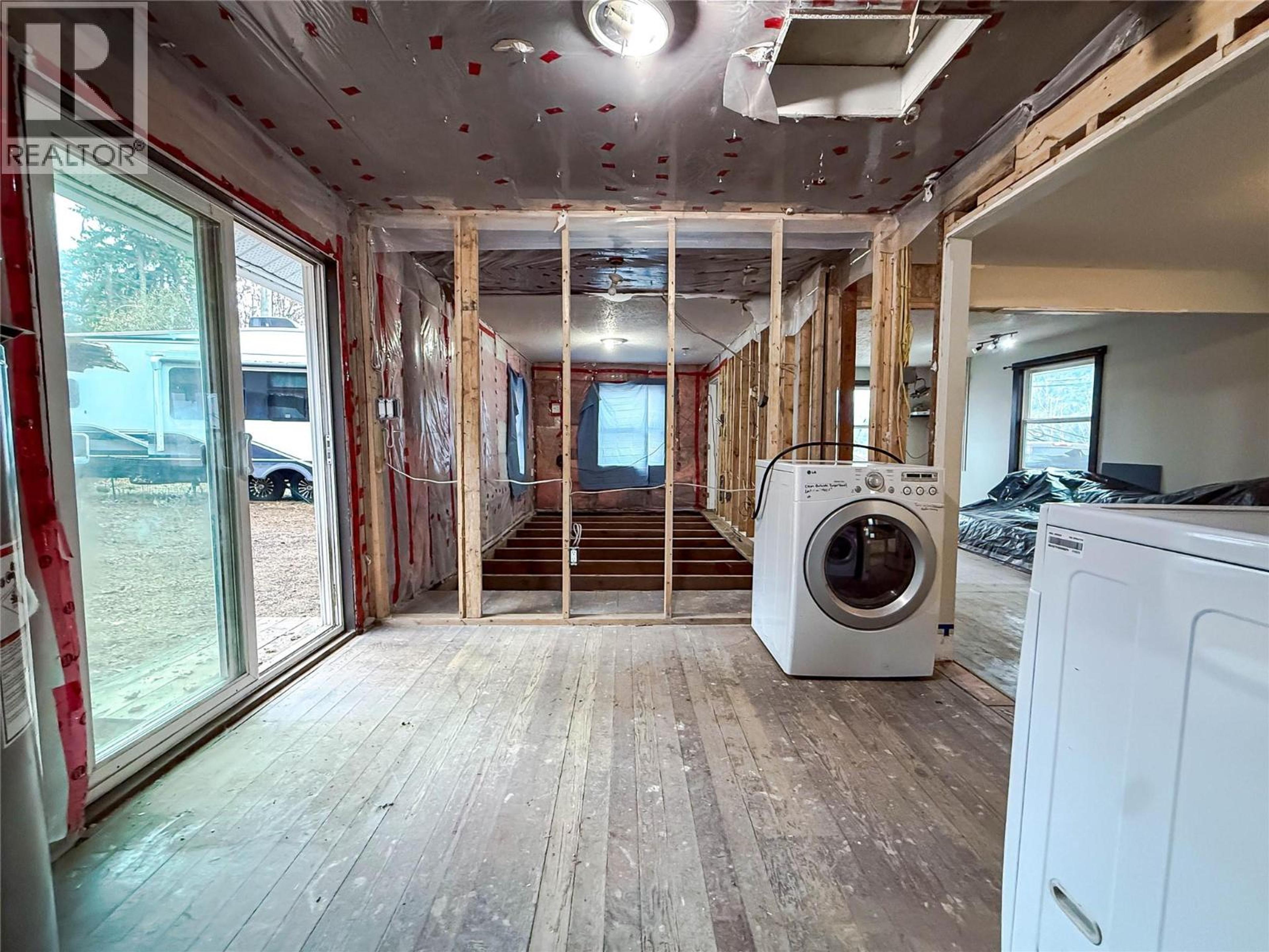 950 ASPEN STREET - 19