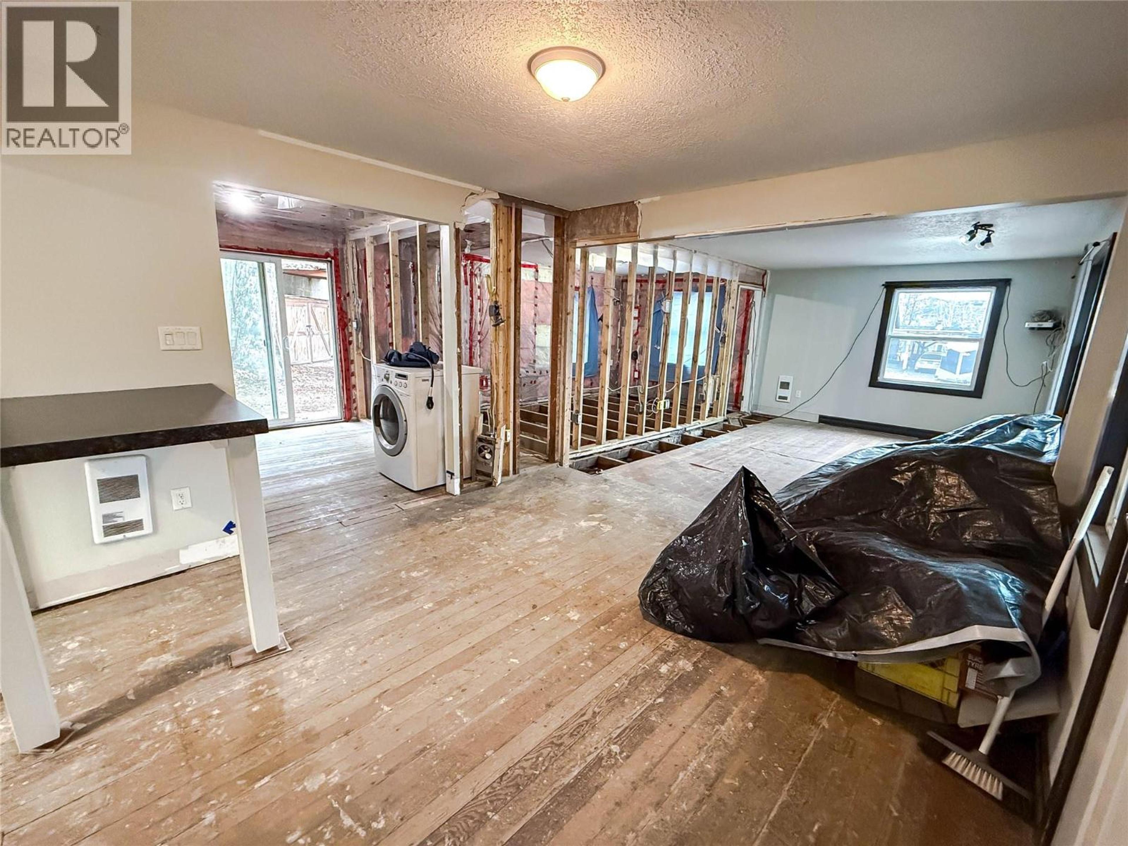 950 ASPEN STREET - 15