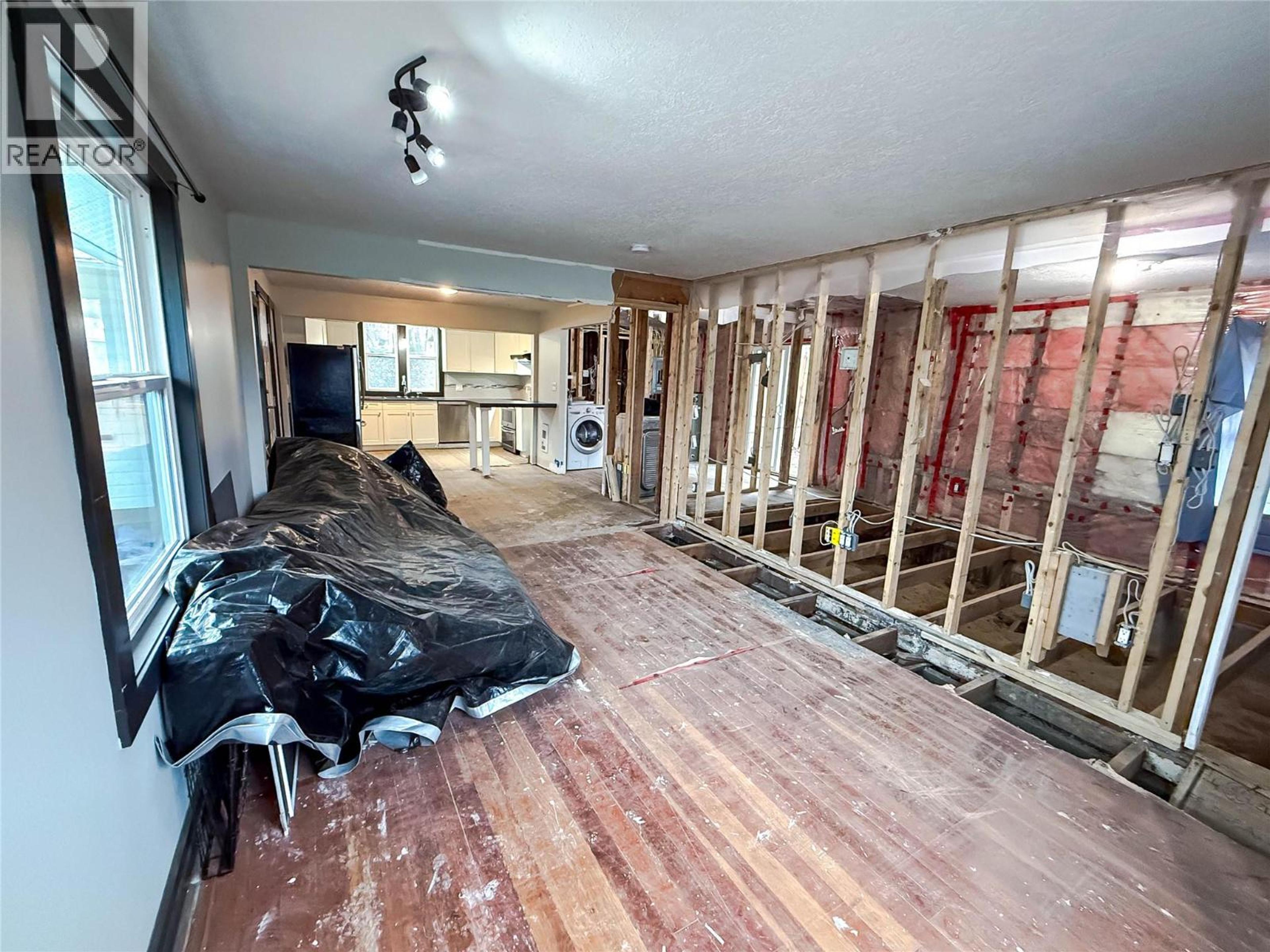 950 ASPEN STREET - 16