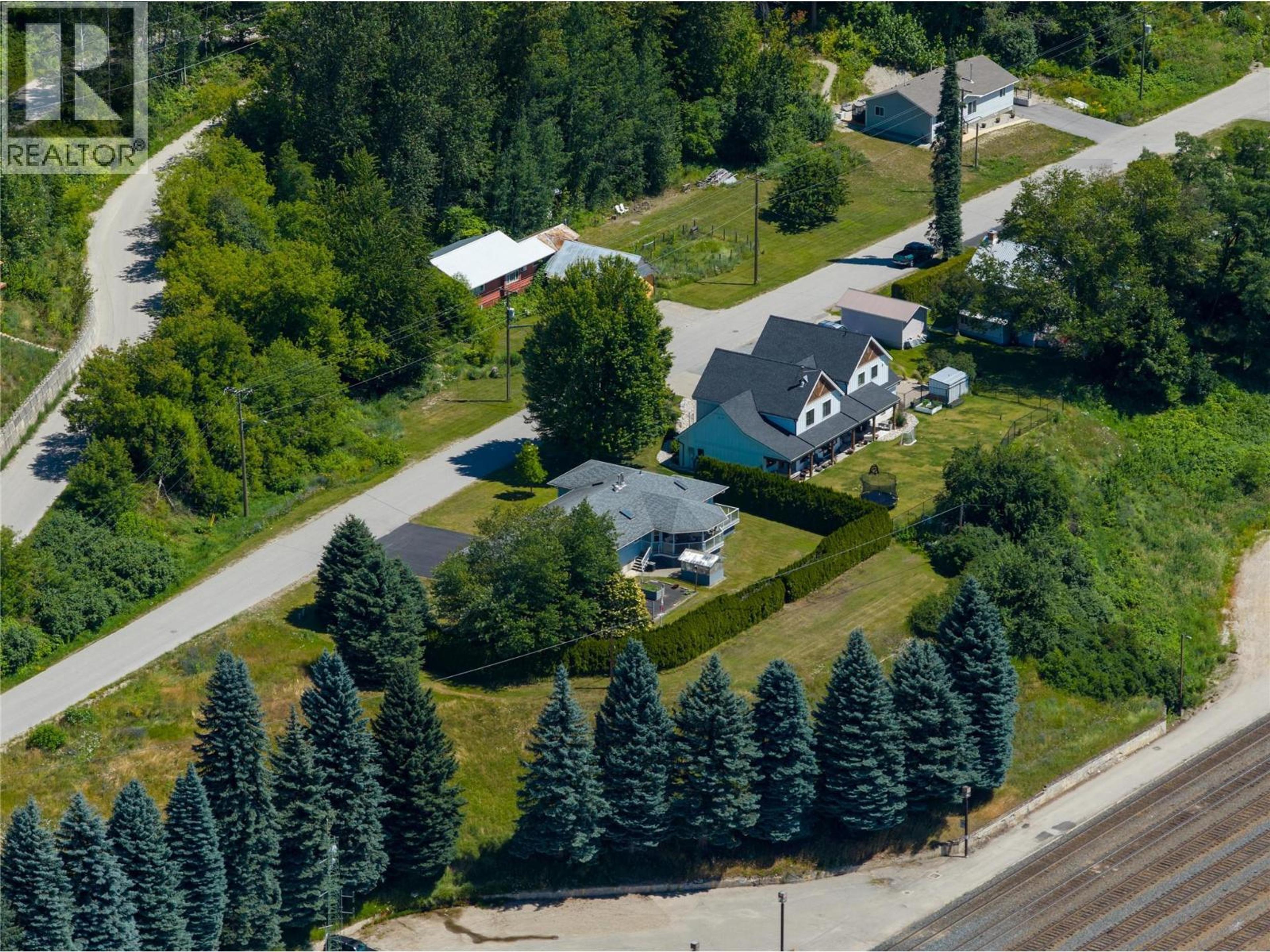 139 TRACK STREET STREET E - 13