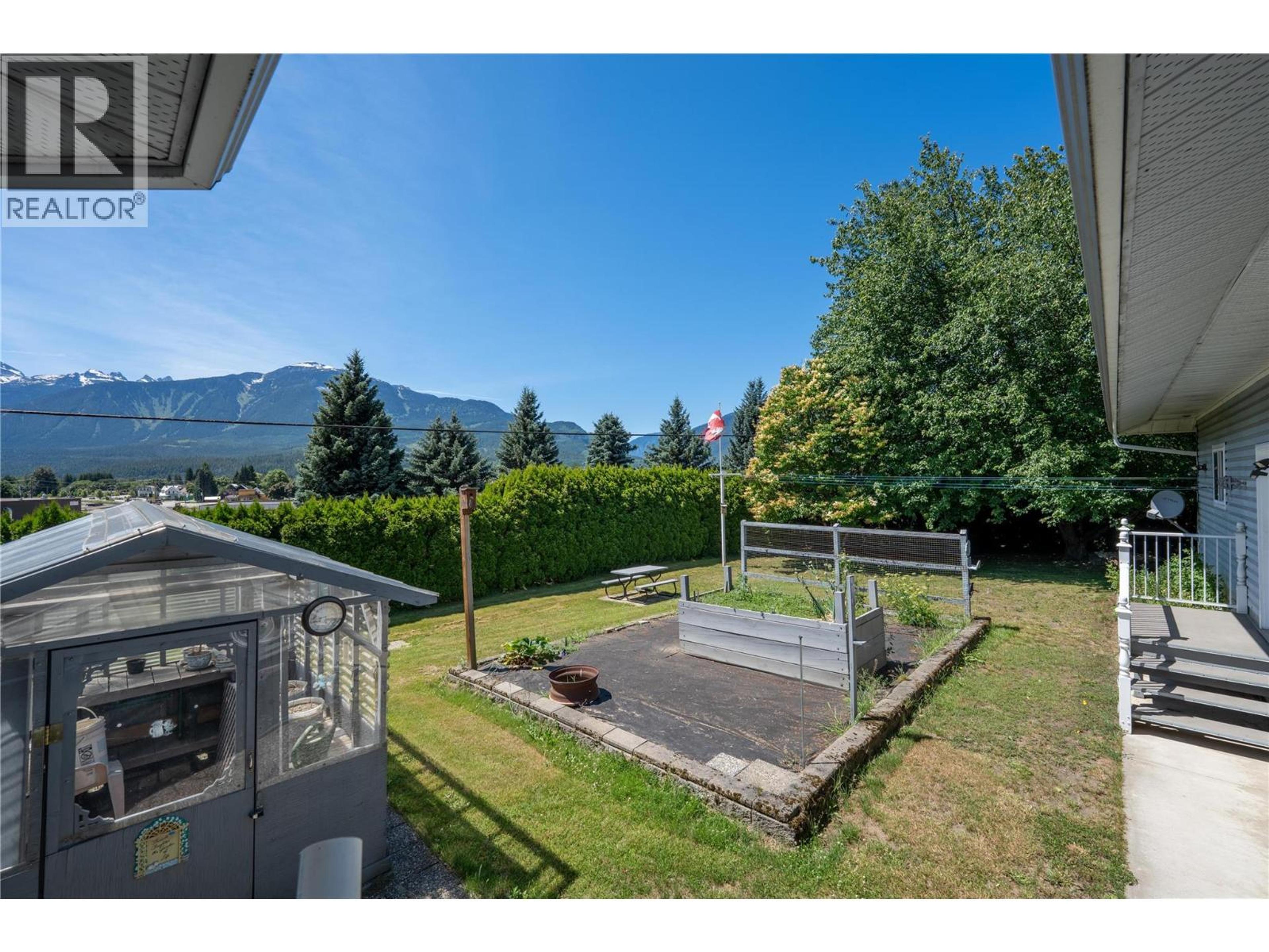 139 TRACK STREET STREET E - 25