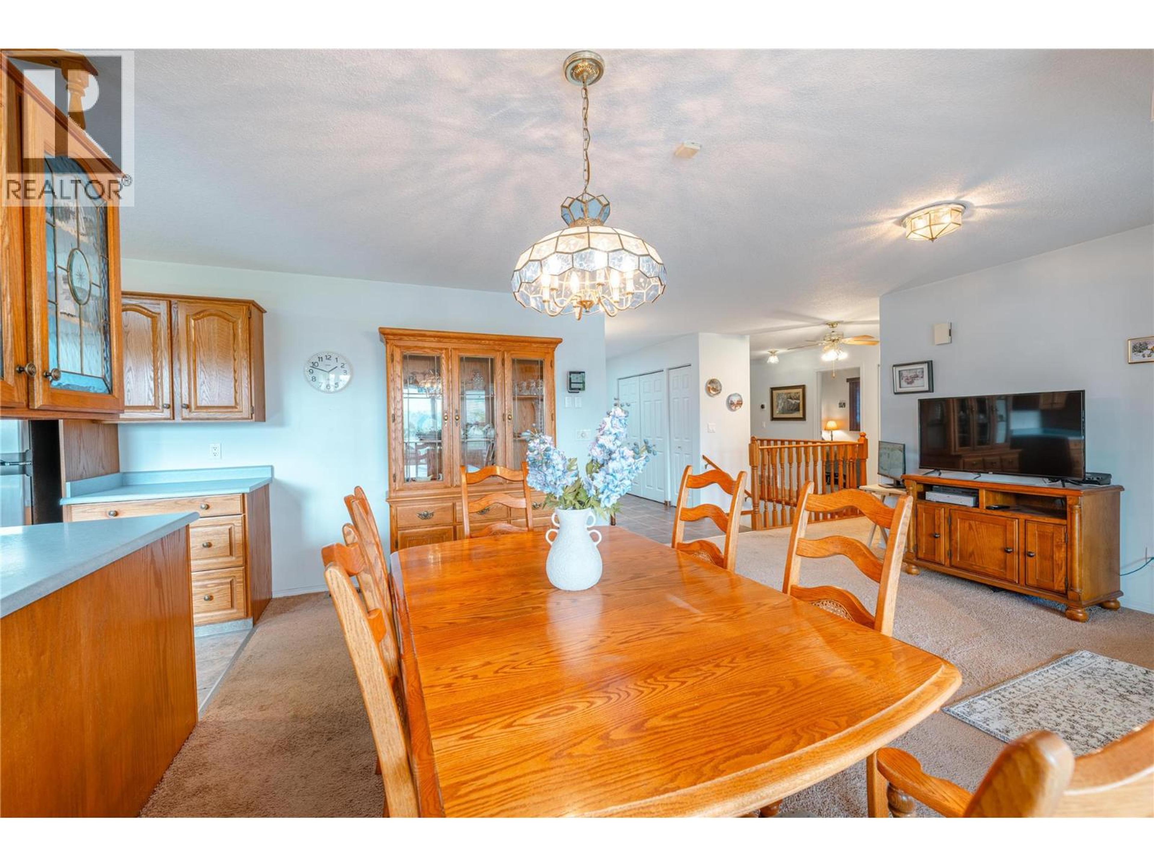 139 TRACK STREET STREET E - 35