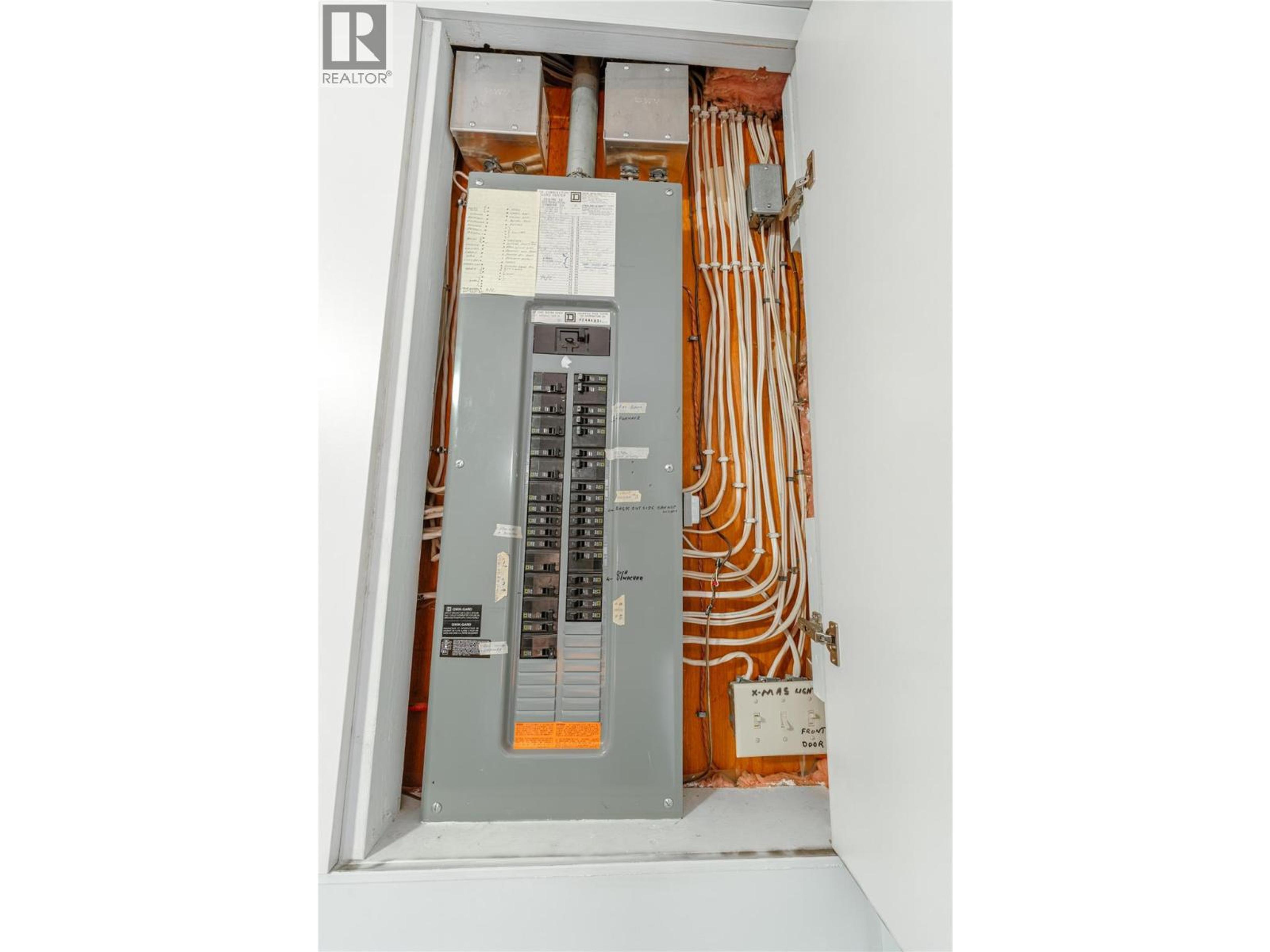 139 TRACK STREET STREET E - 67