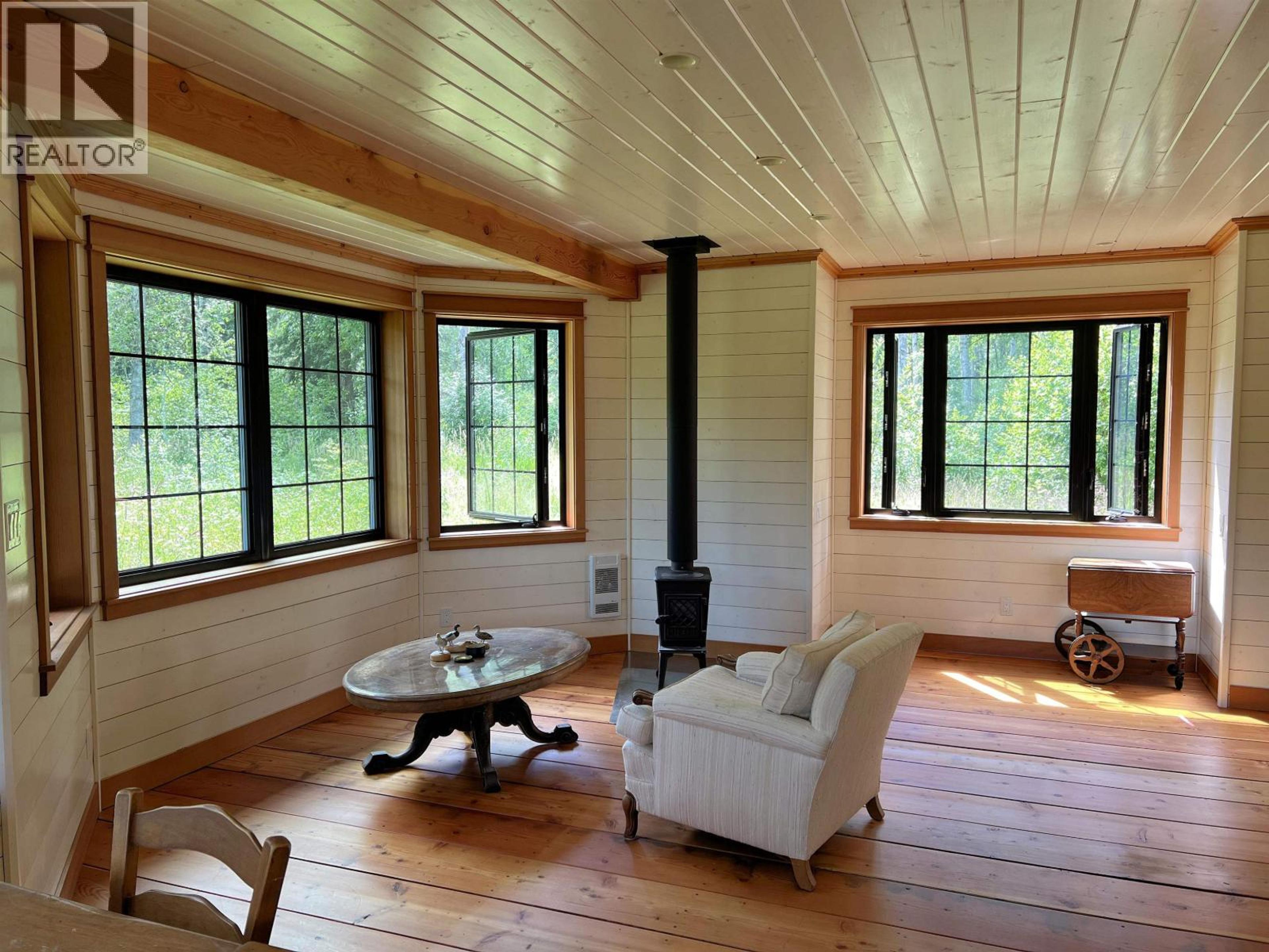 30 SEVENTEEN MILE ROAD - 18