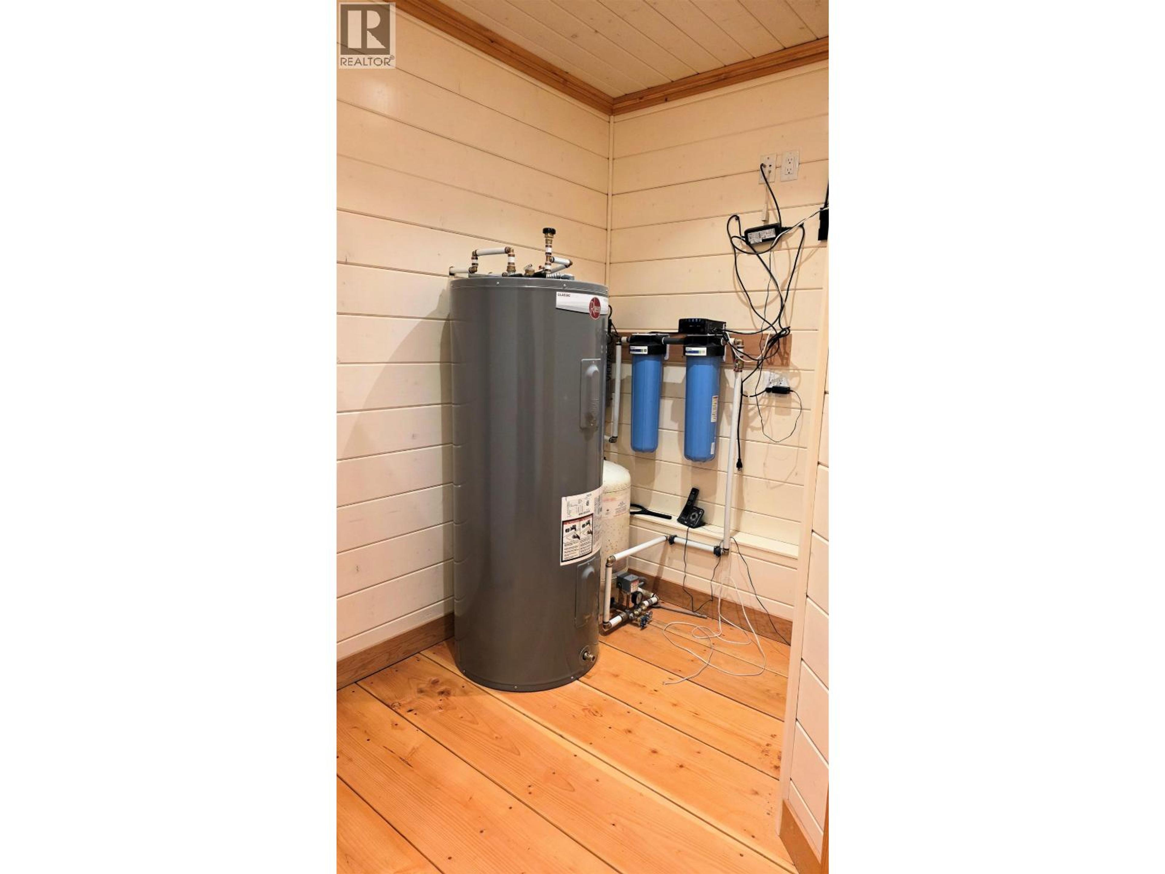 30 SEVENTEEN MILE ROAD - 25