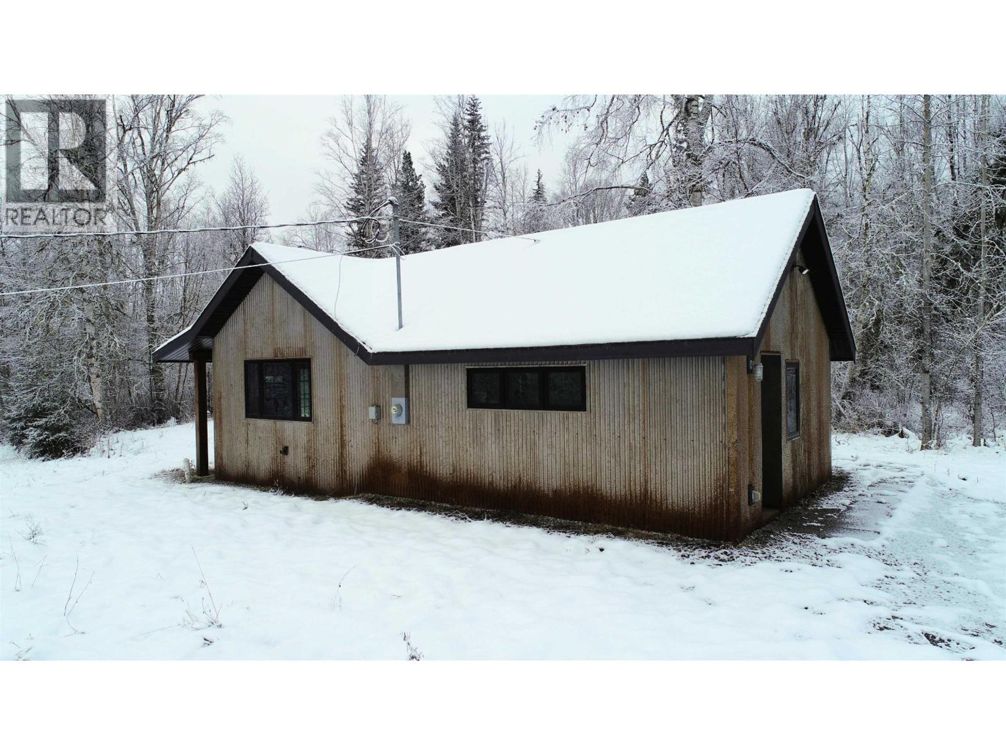 30 SEVENTEEN MILE ROAD - 32