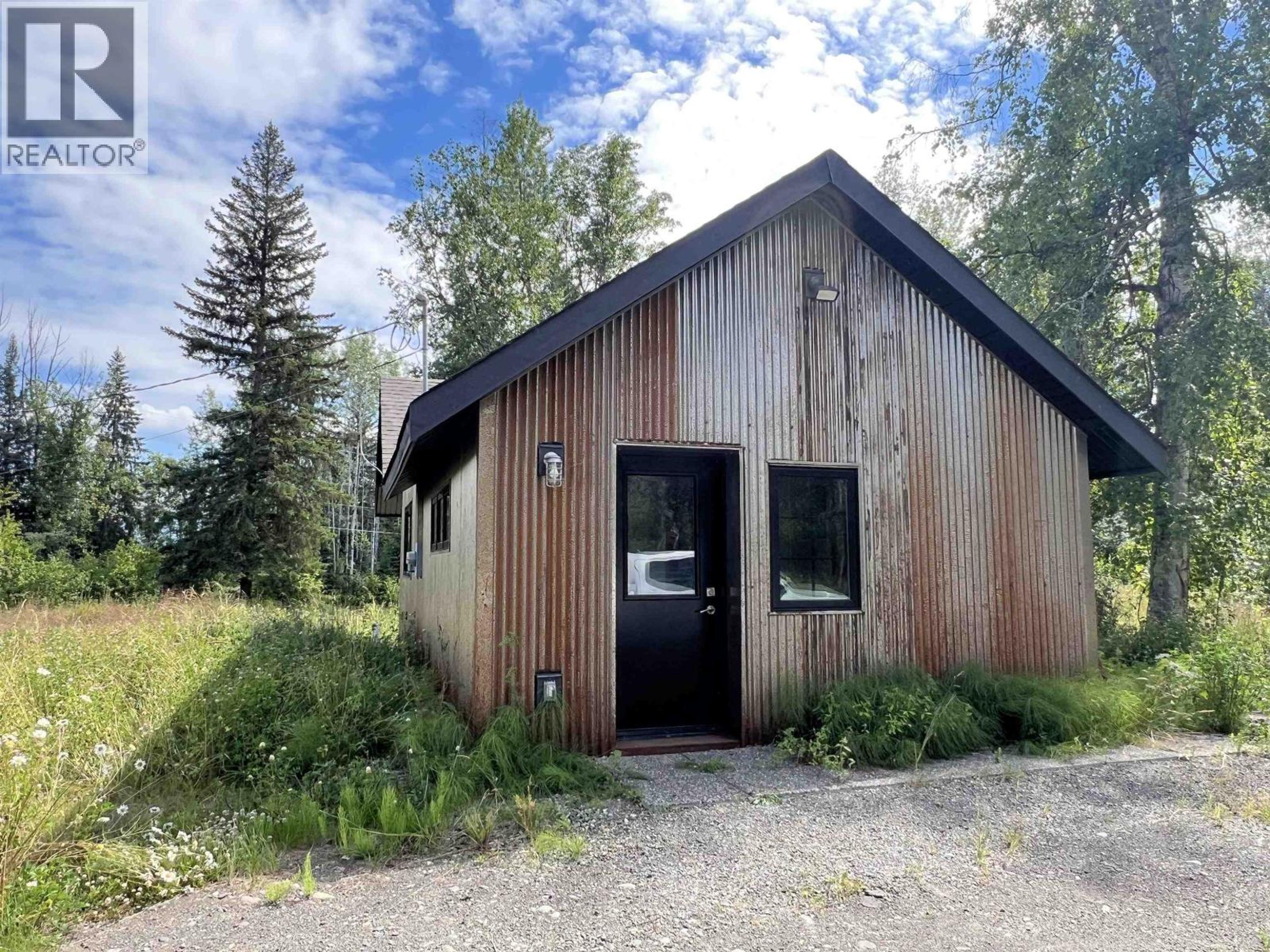 30 SEVENTEEN MILE ROAD - 33