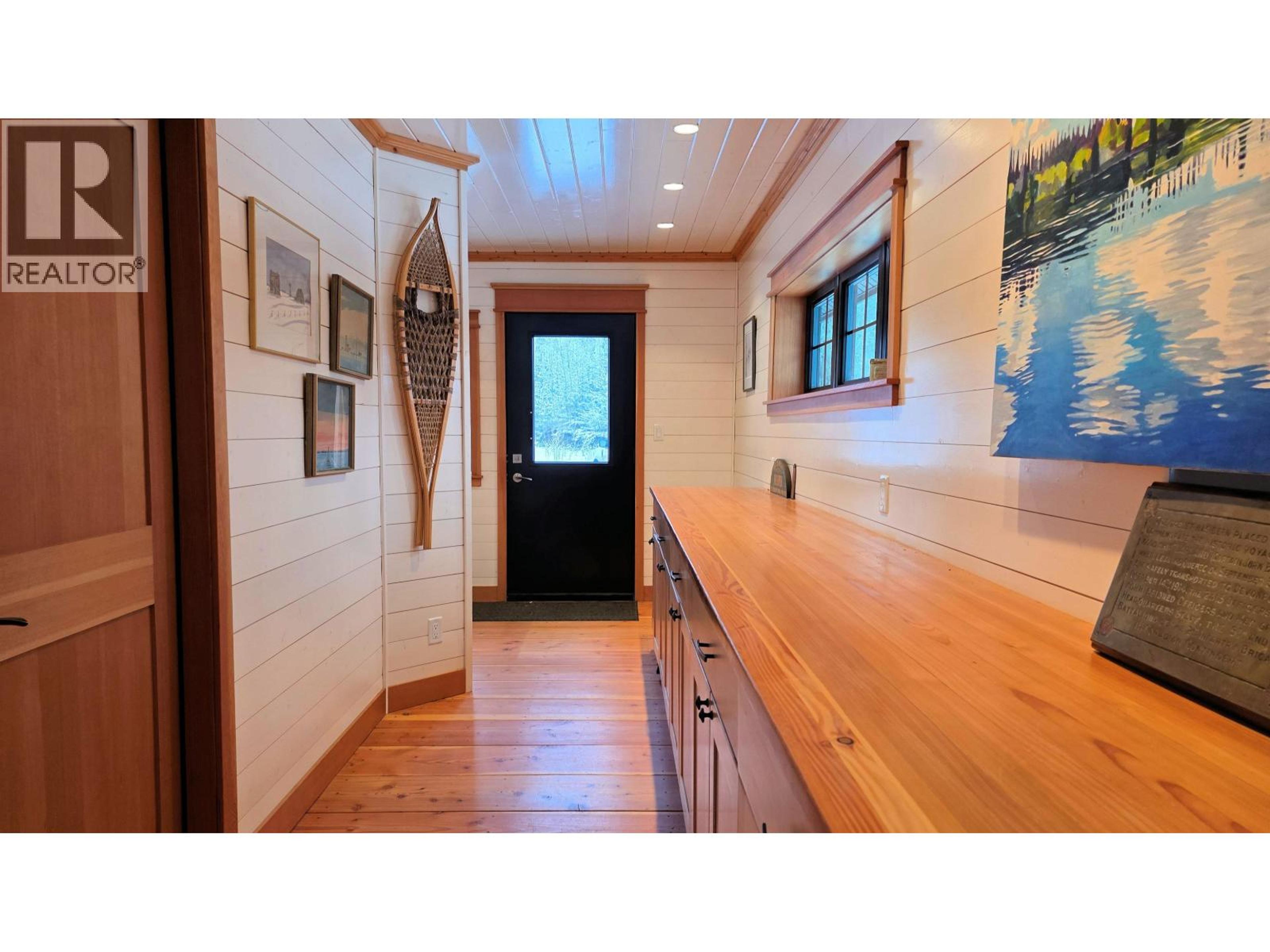 30 SEVENTEEN MILE ROAD - 5