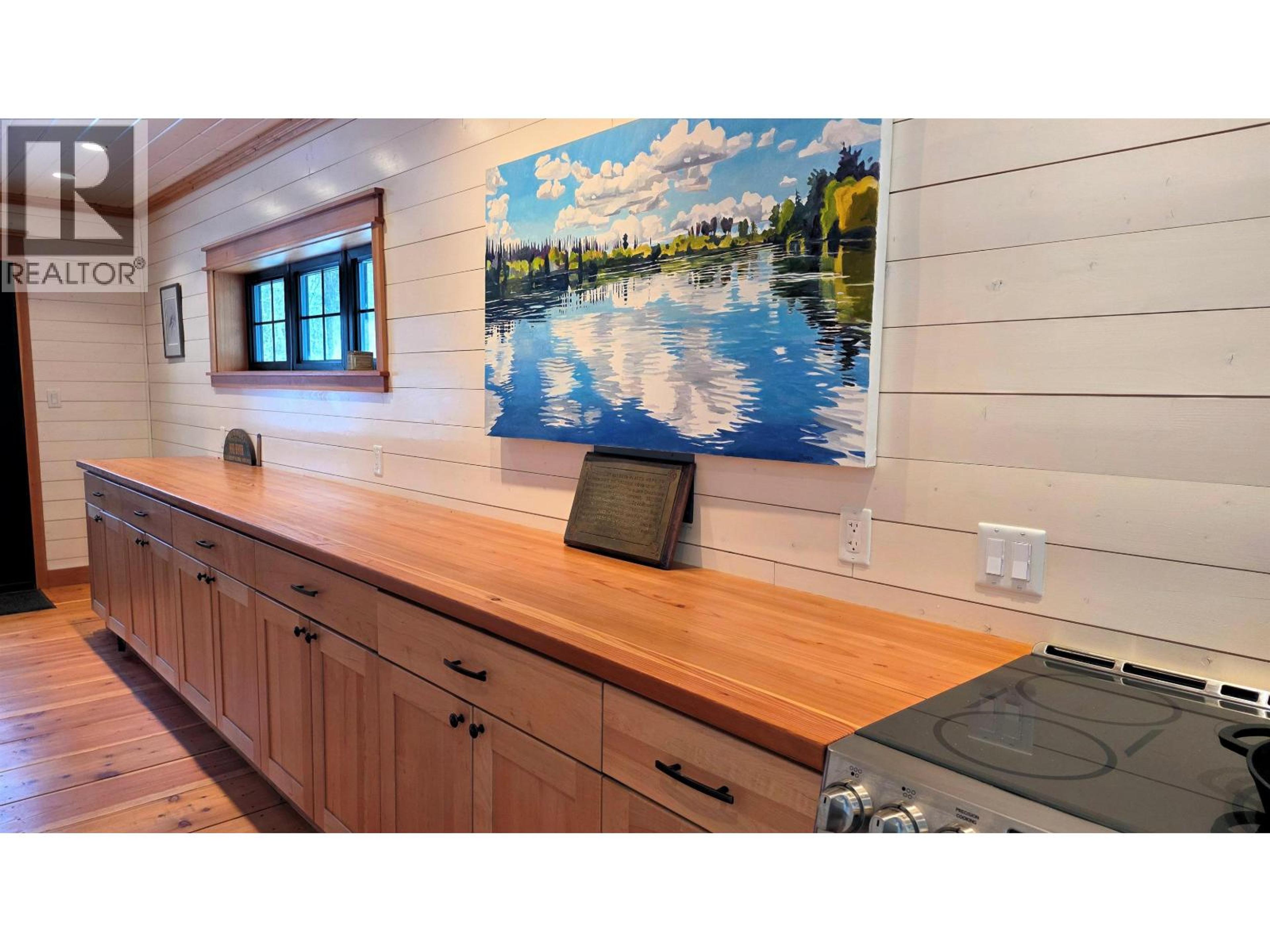 30 SEVENTEEN MILE ROAD - 7