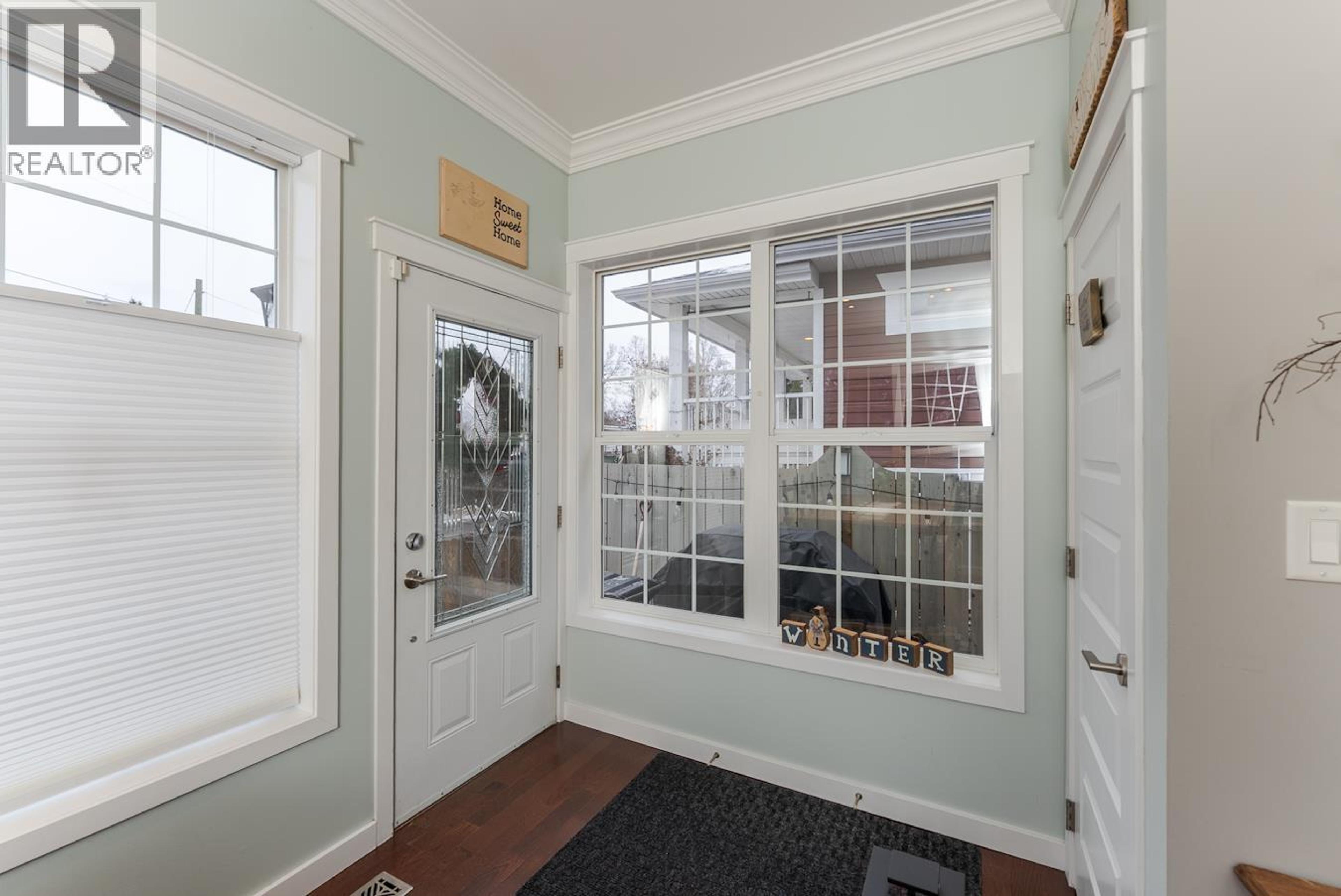 2155 8TH AVENUE - 13