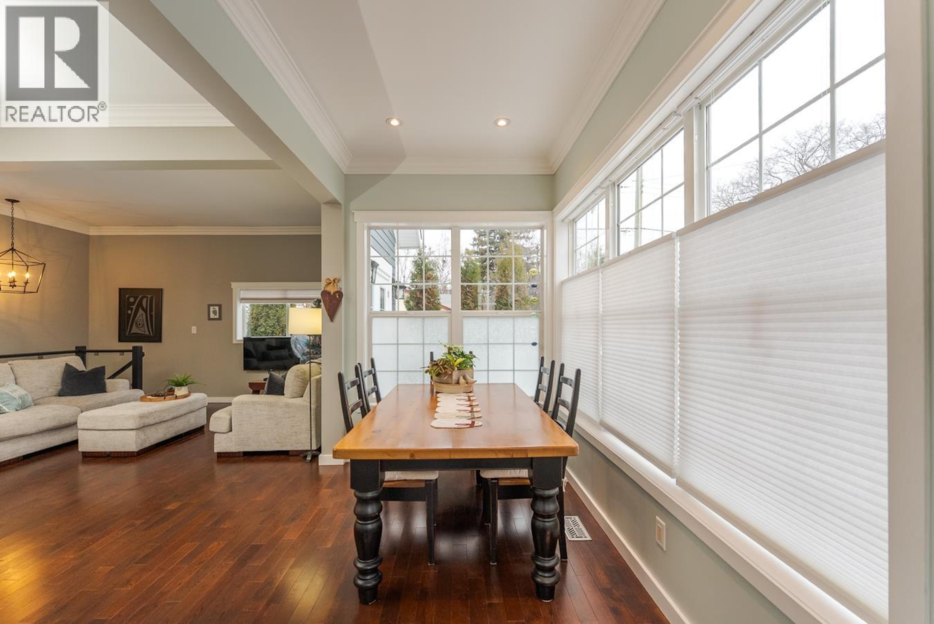 2155 8TH AVENUE - 11