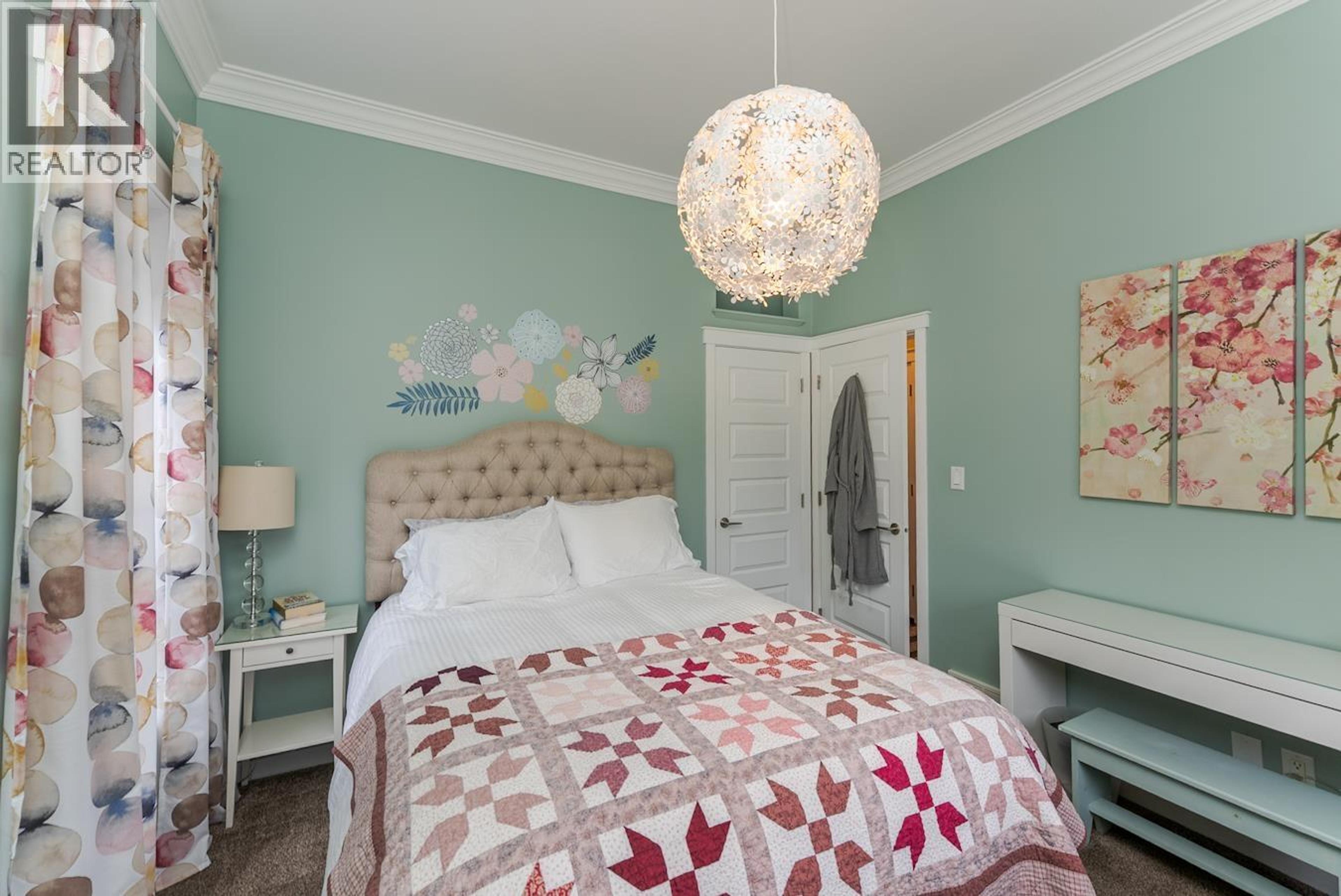 2155 8TH AVENUE - 16